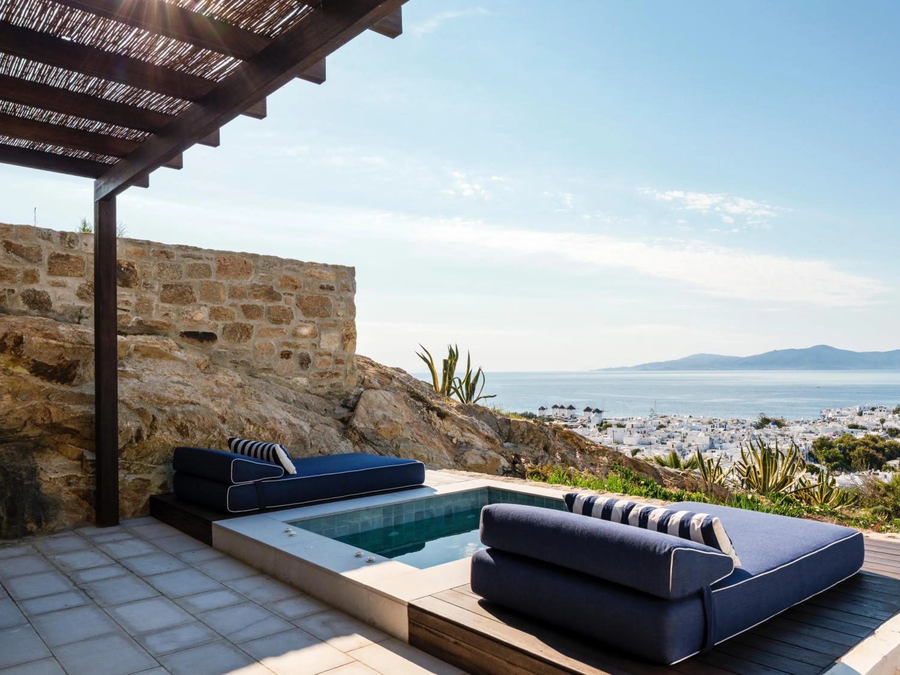 Swimming pool in Anandes Hotel