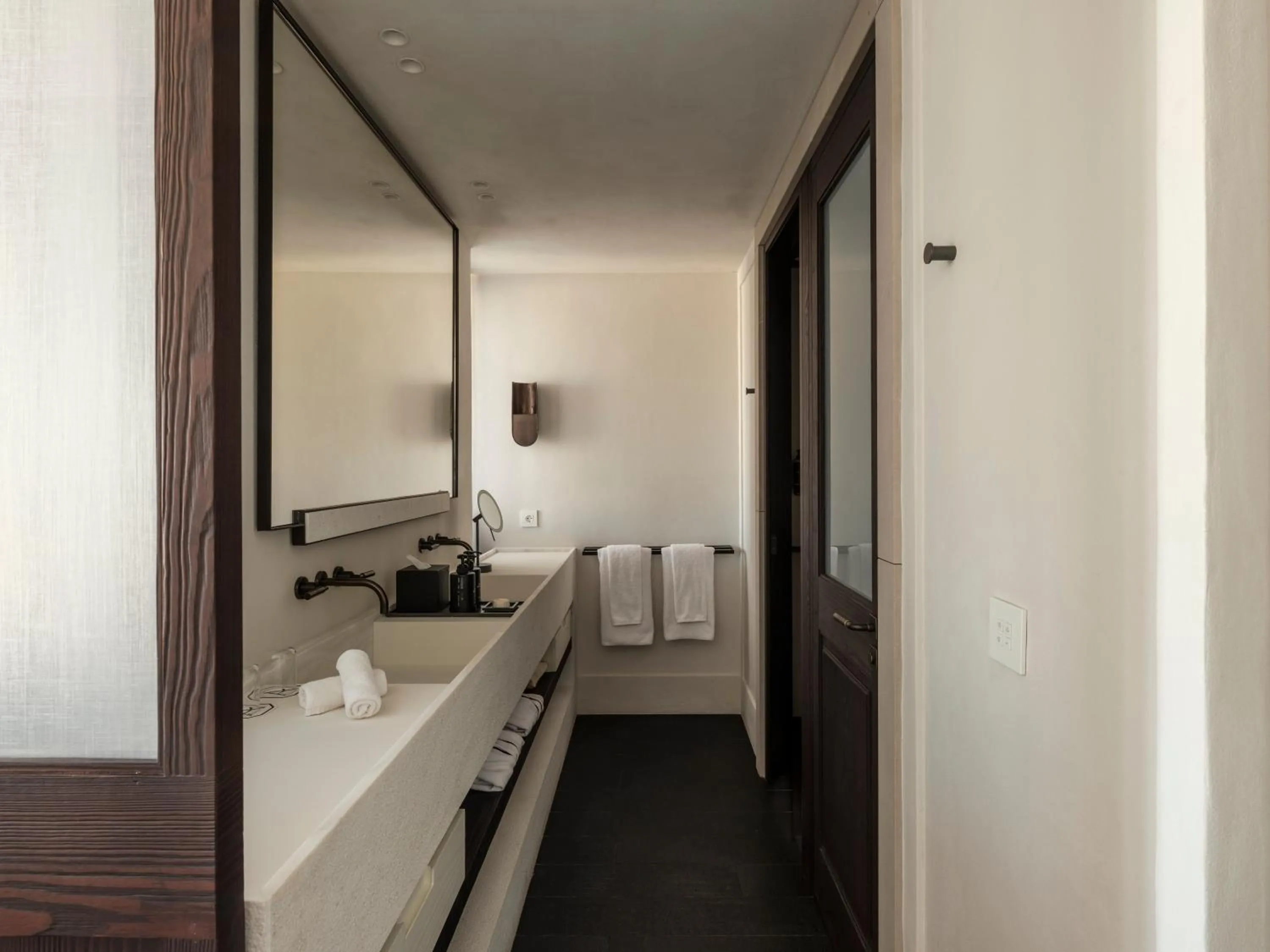 Bathroom, Bed in Anandes Hotel