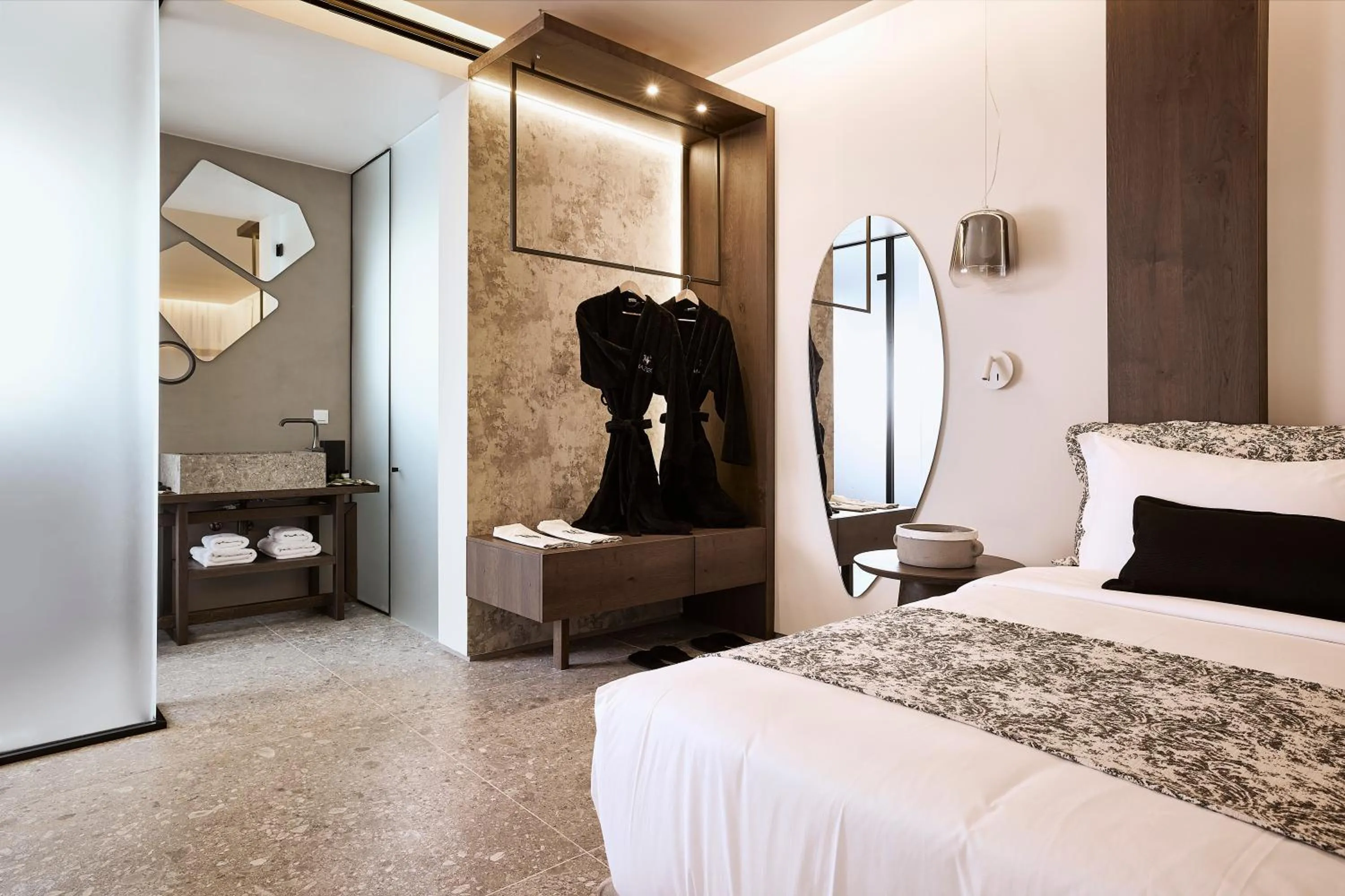 Bed in Amazon Mykonos Suites & Spa