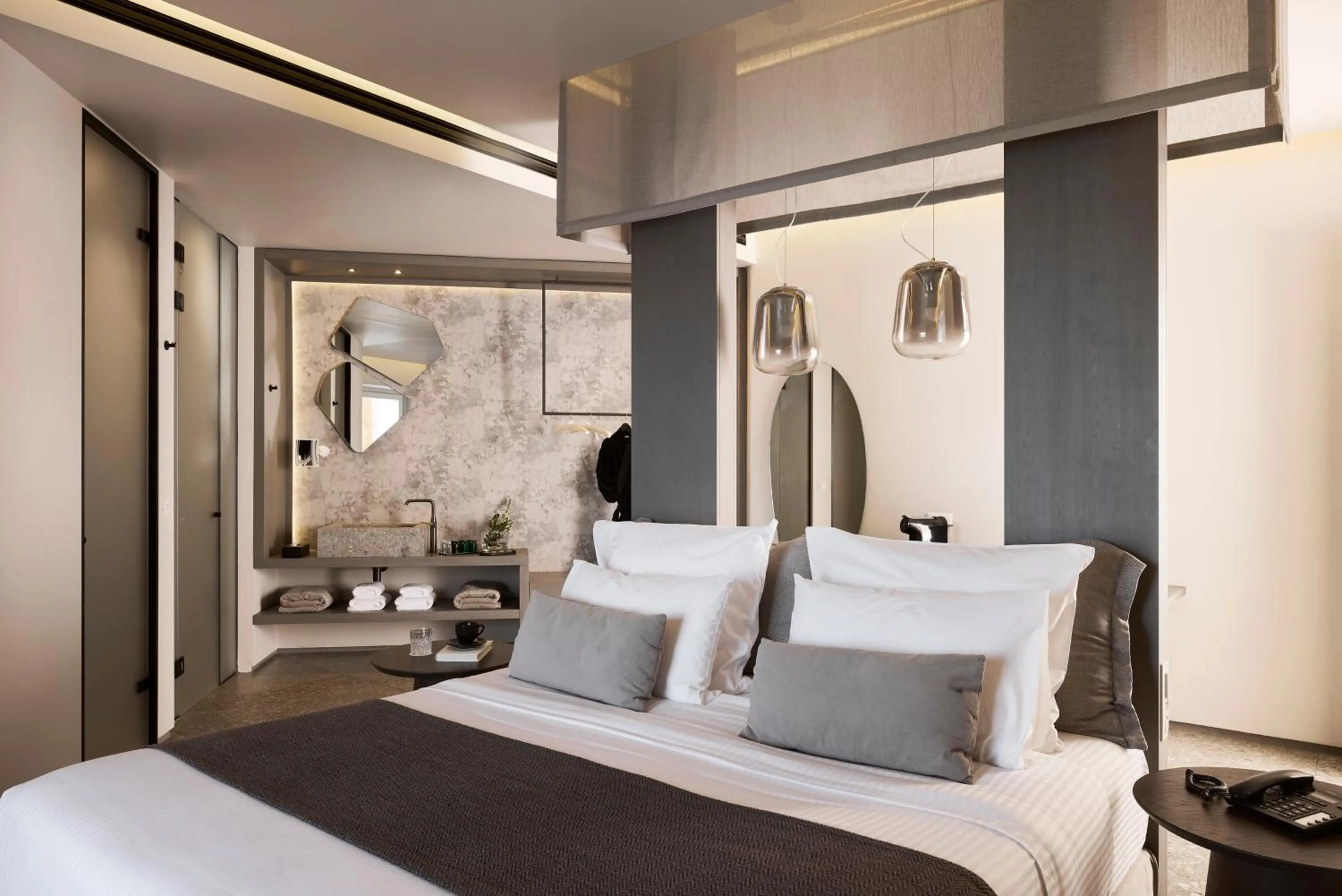 Bed in Amazon Mykonos Suites & Spa