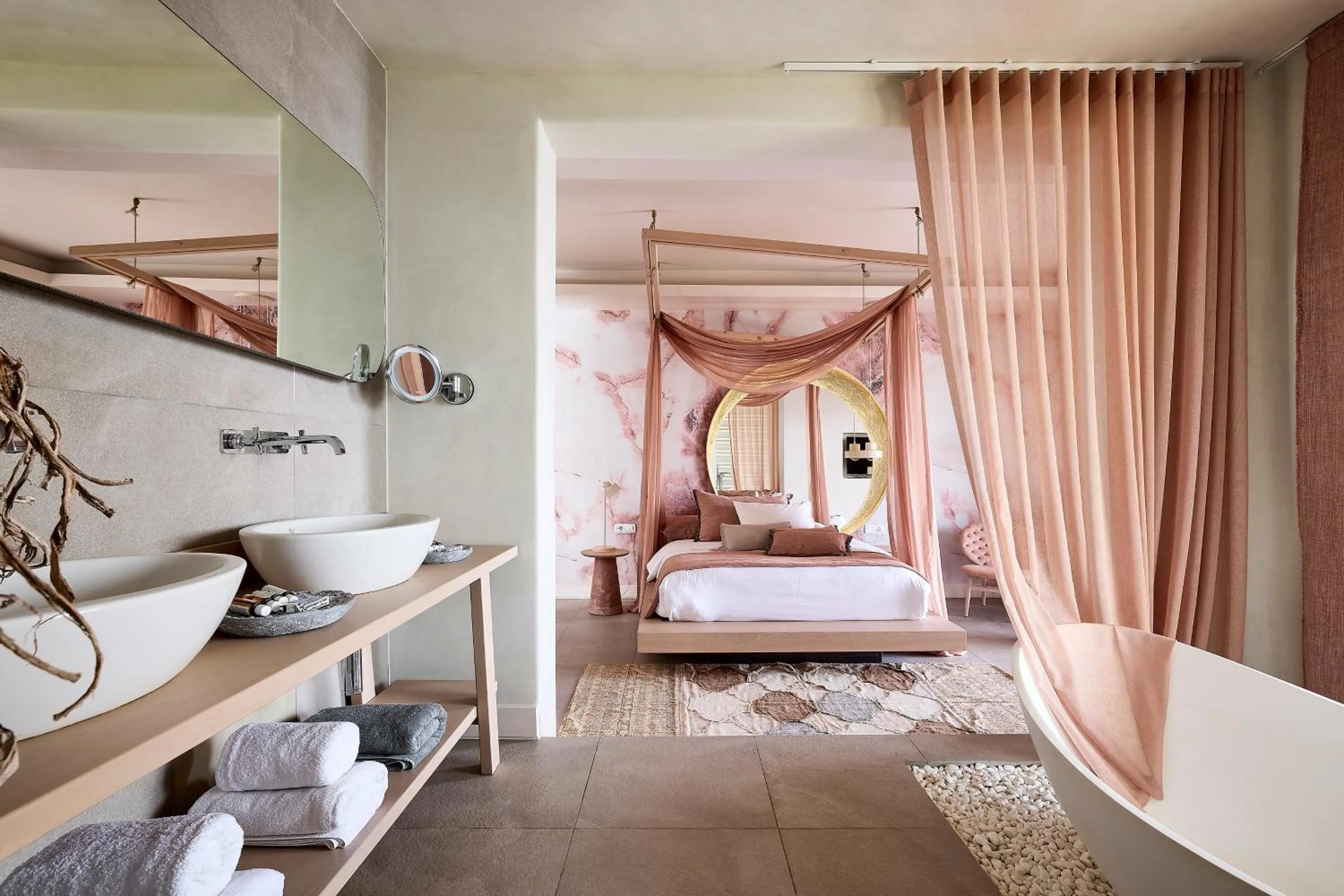 Bed in Amazon Mykonos Suites & Spa