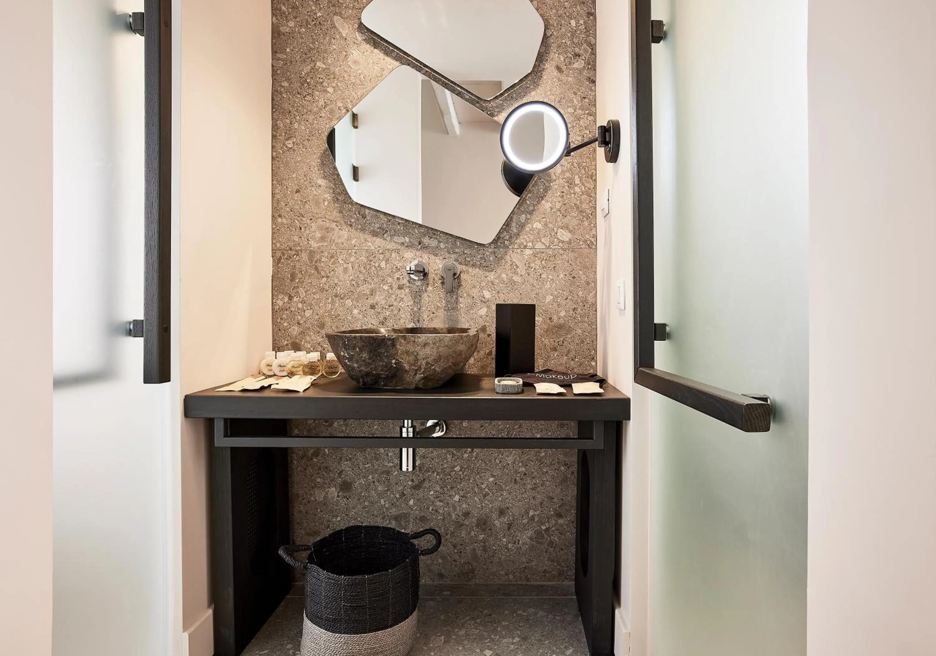 Amazon Mykonos Suites & Spa