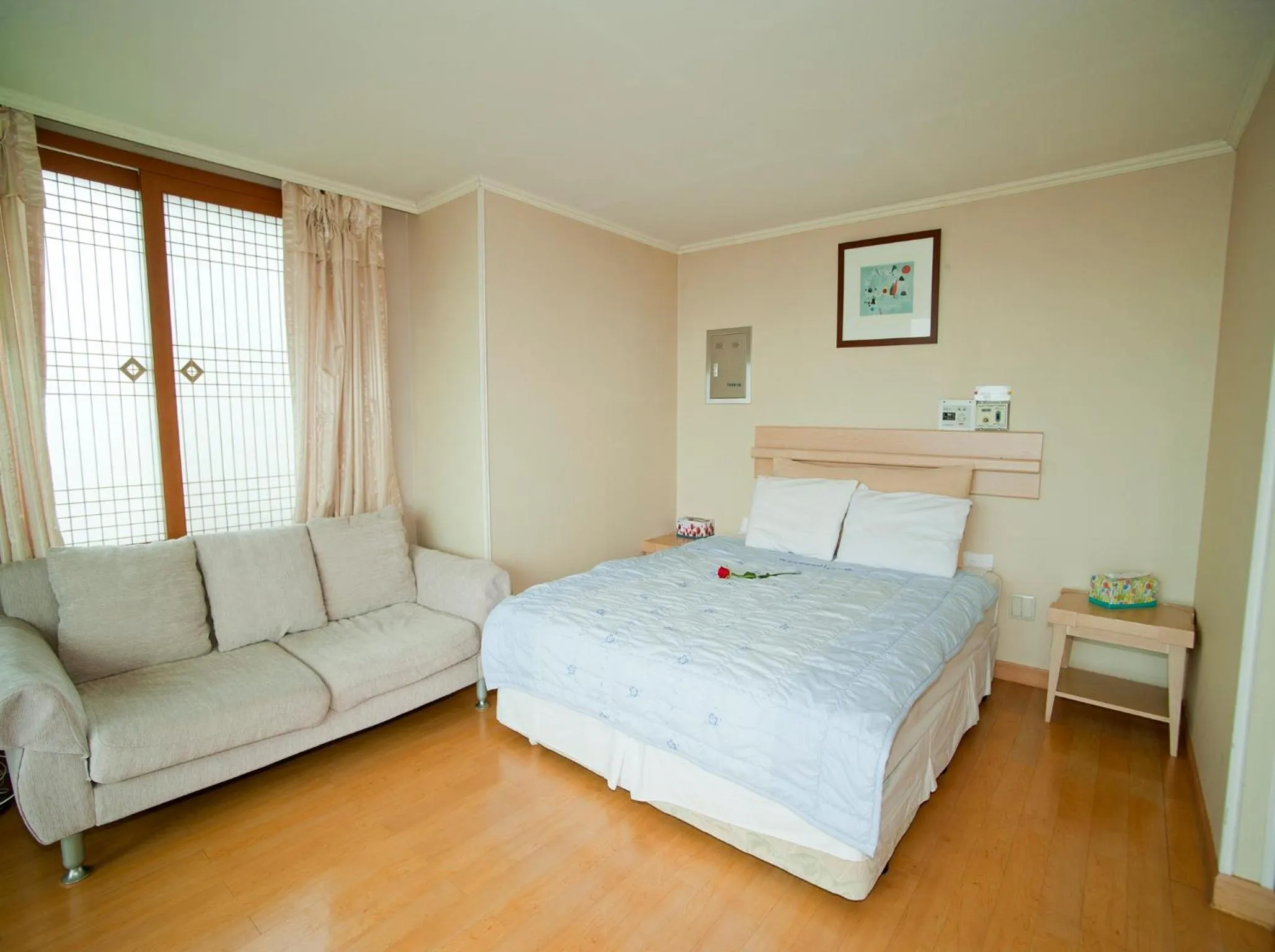 Bed in Hotel Good Inn