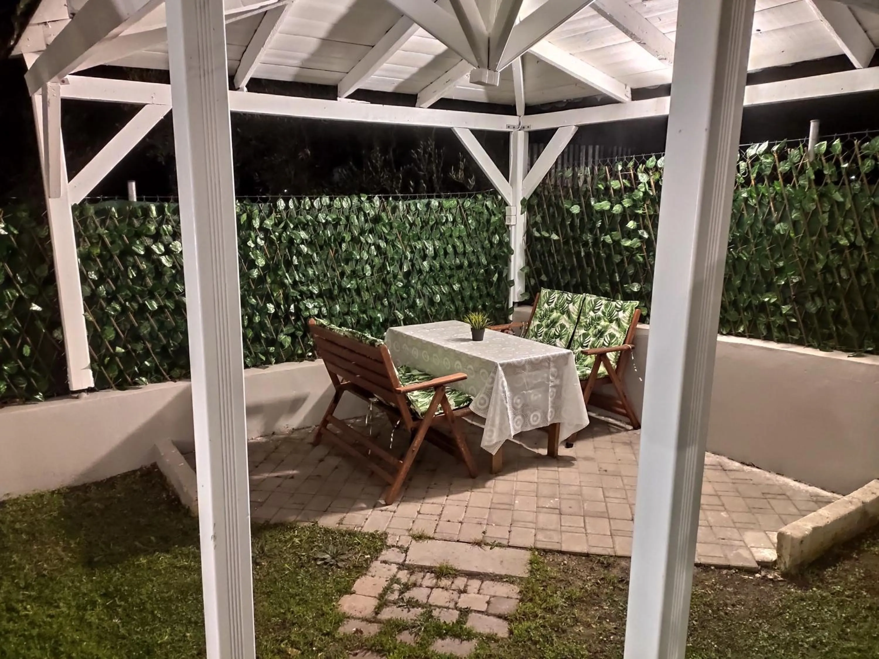 Garden in Kashmir Luxury Apartments