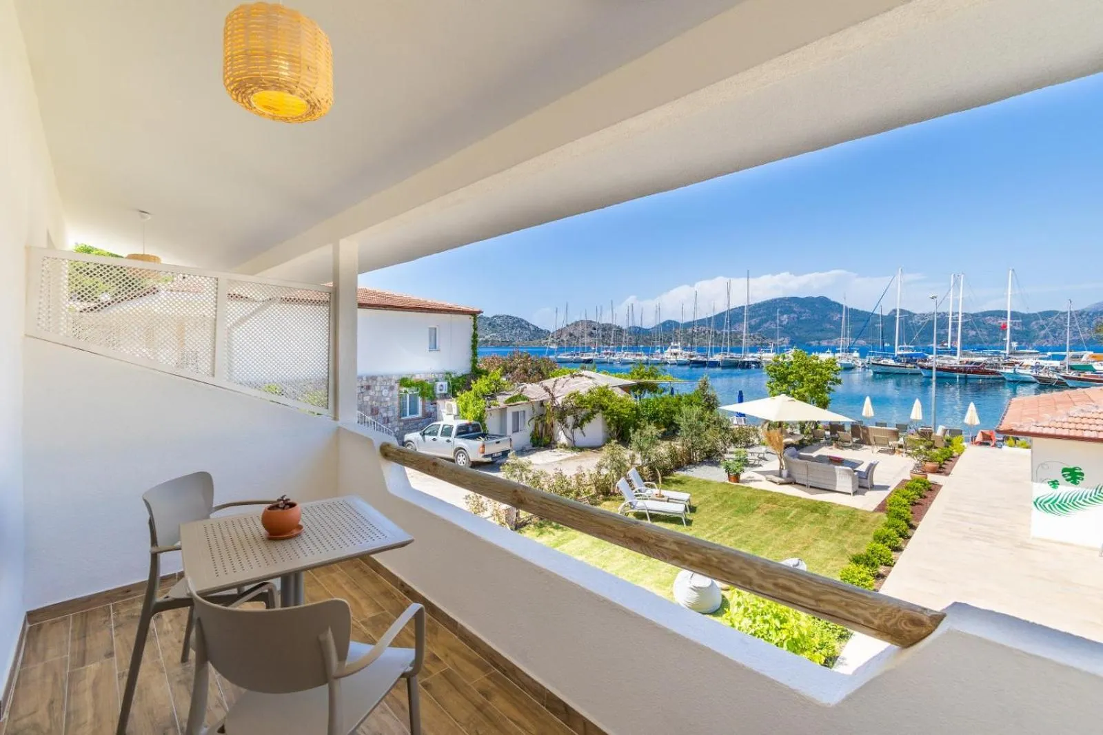 Sea view in Base Selimiye