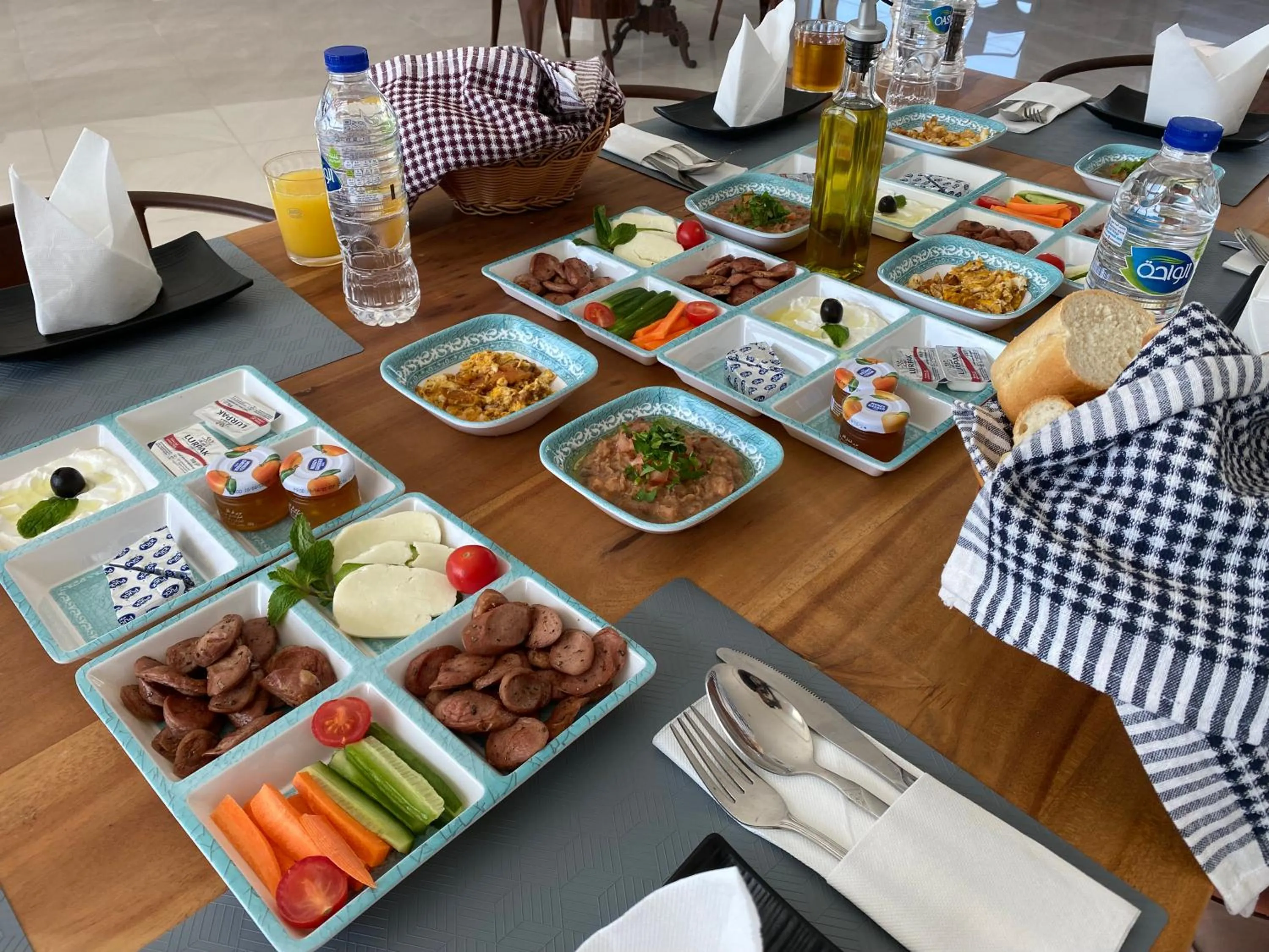 Restaurant/places to eat in Turquoise Resorts