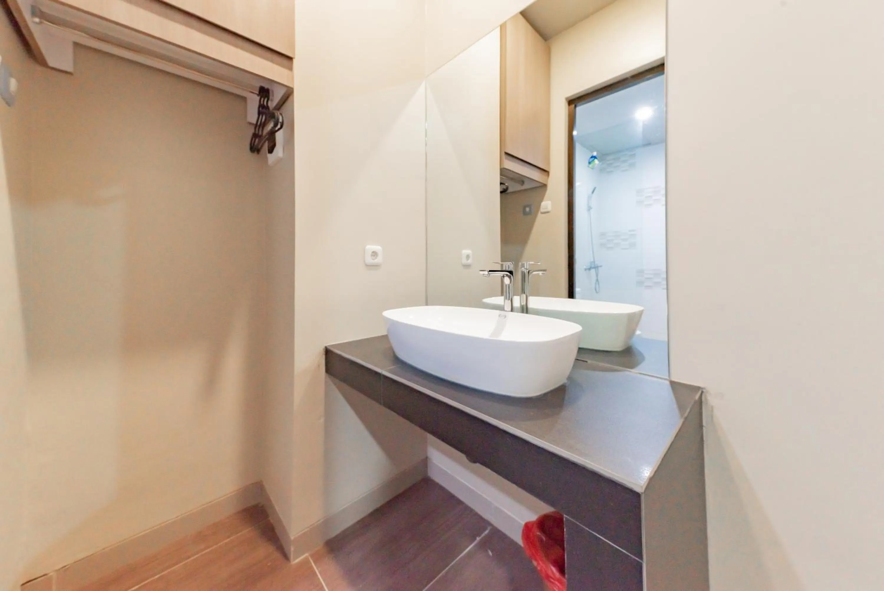 Bathroom in Sans Hotel Berau Square