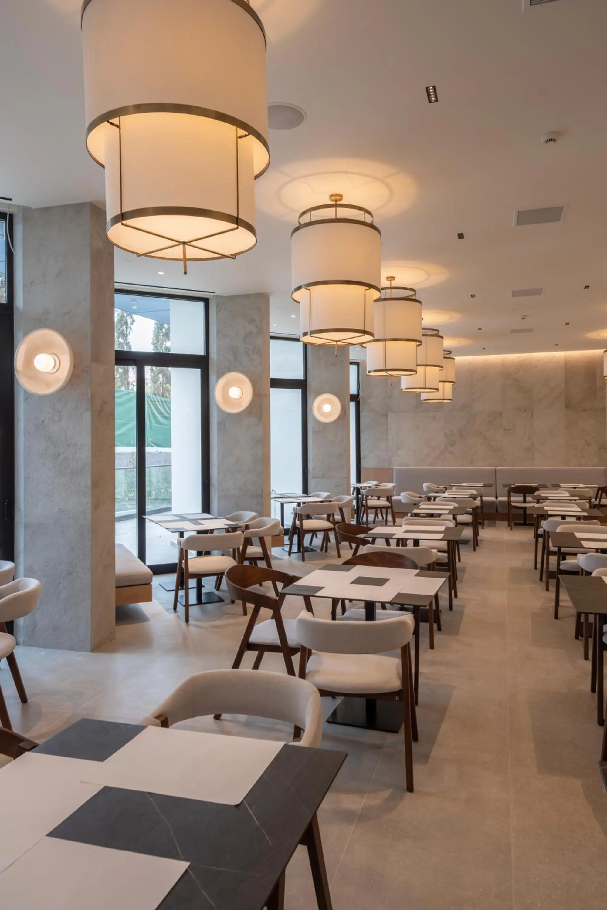 Restaurant/places to eat in Emmantina Hotel