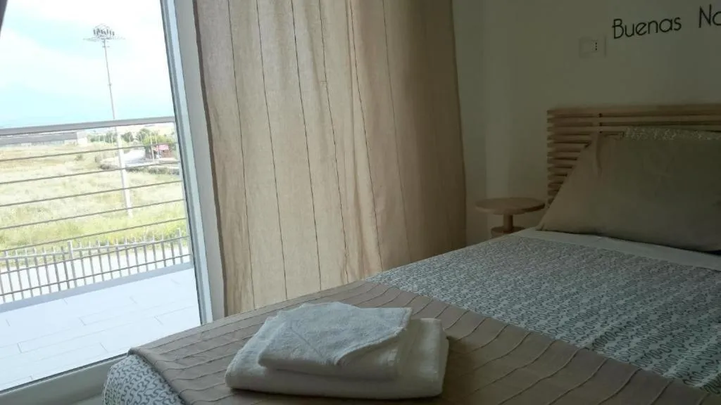 Photo of the whole room, Bed in Rucoli