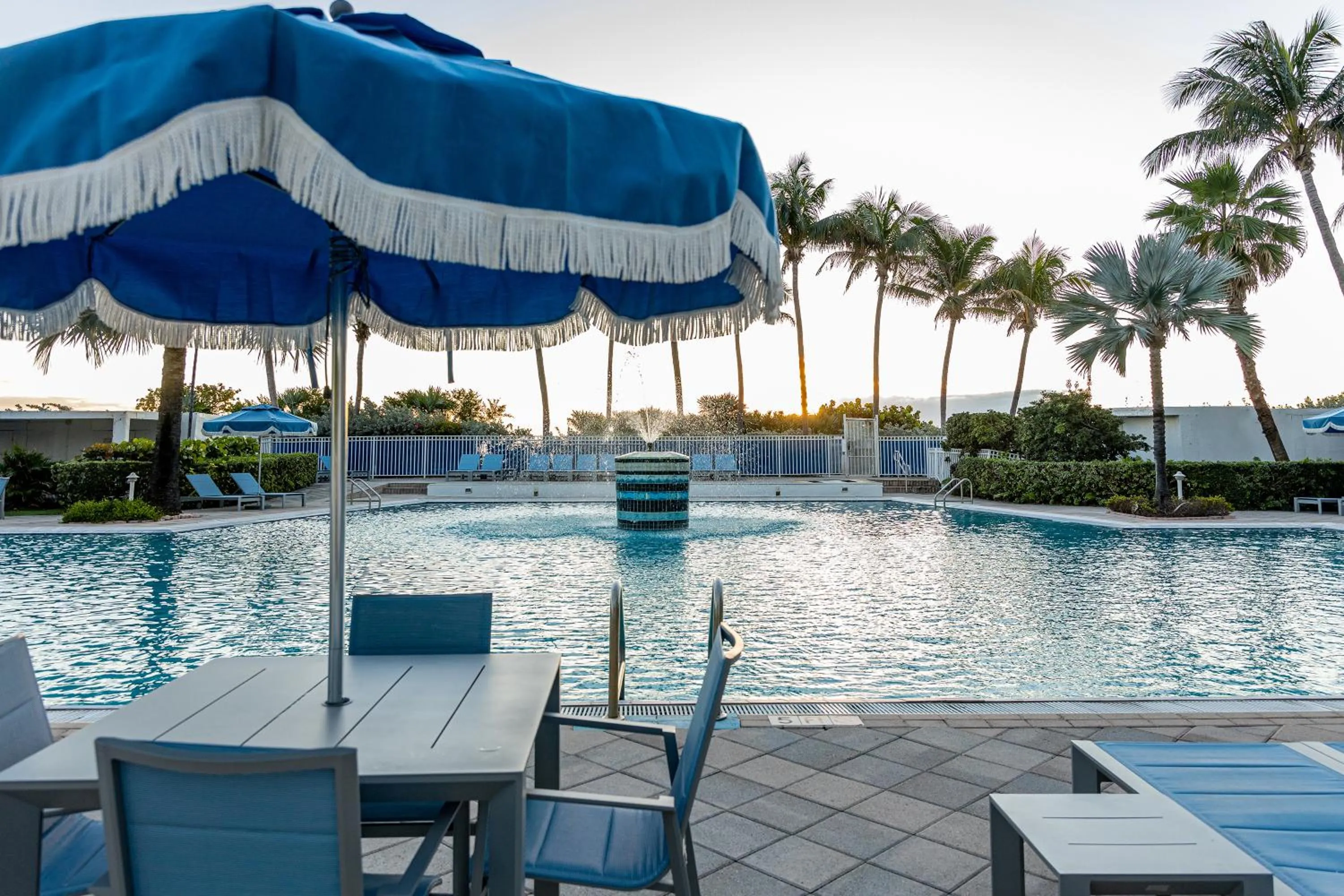 Swimming pool in Sherry Frontenac Oceanfront