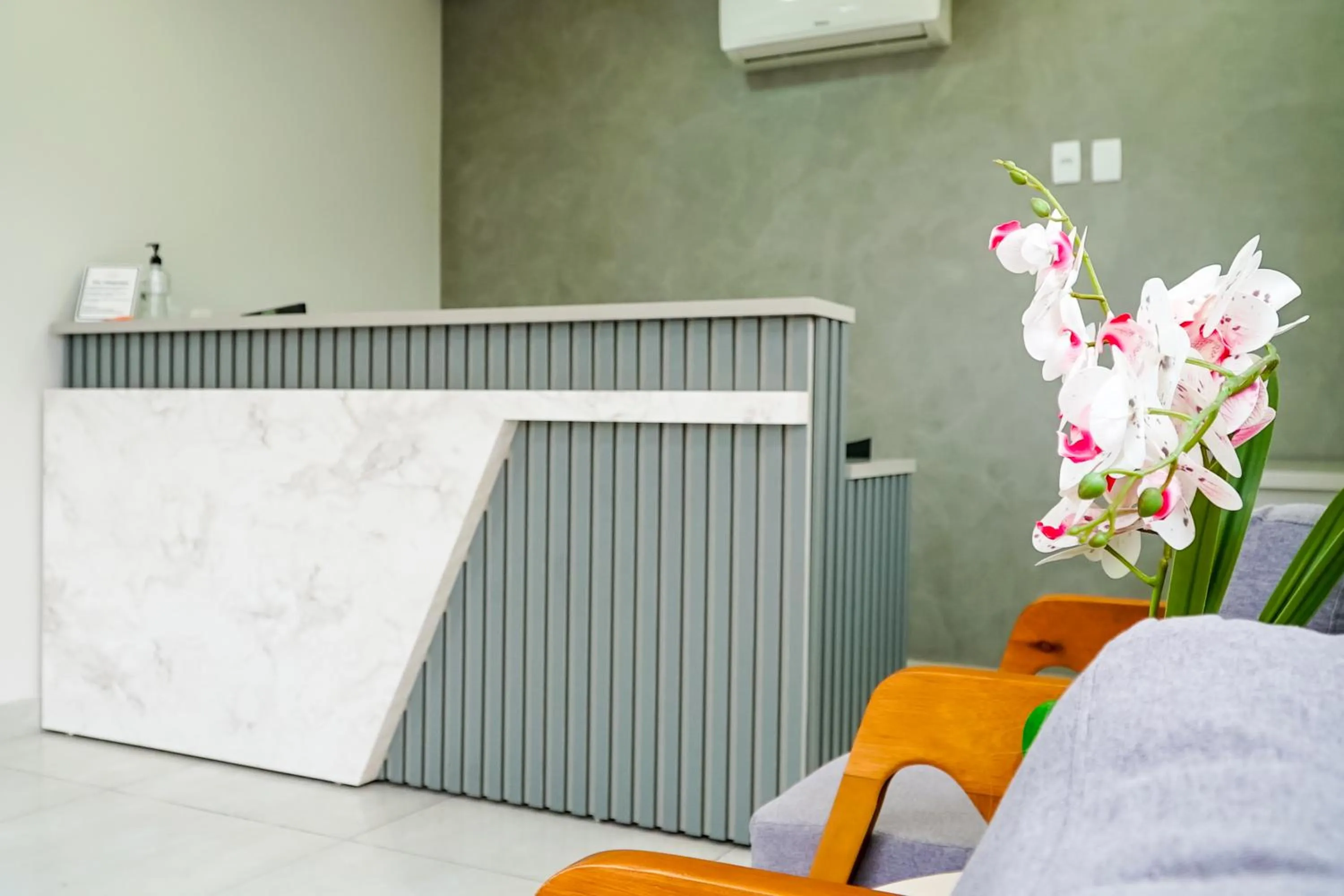 Lobby or reception in VELINN Pousada Angra Sunset