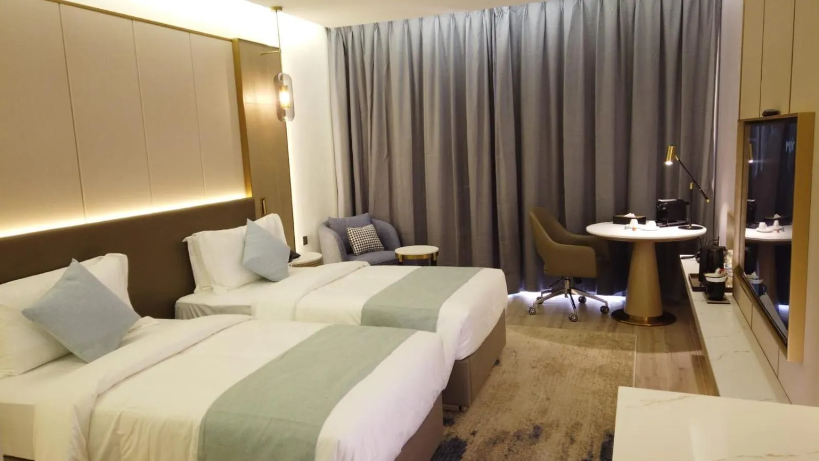 Bedroom, Bed in H Luxury Hotel