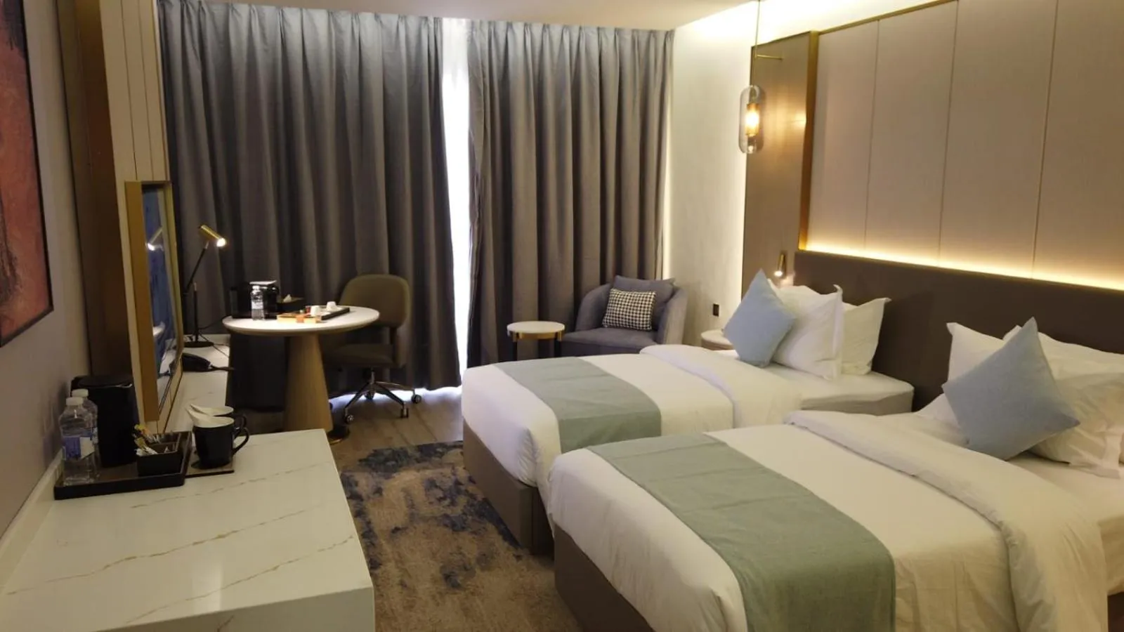 Bedroom, Bed in H Luxury Hotel