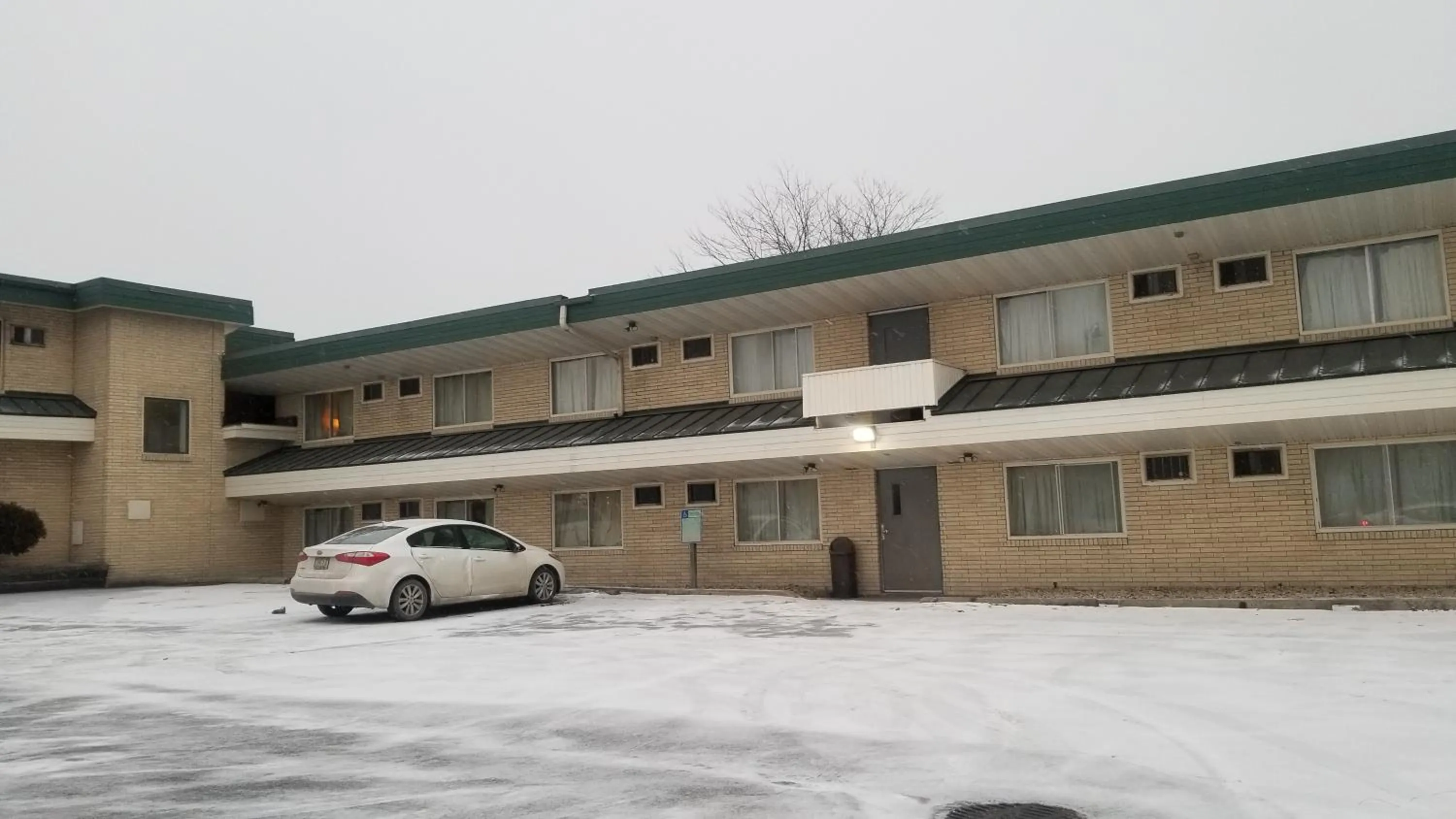 Property building in Valued Stay Aloha