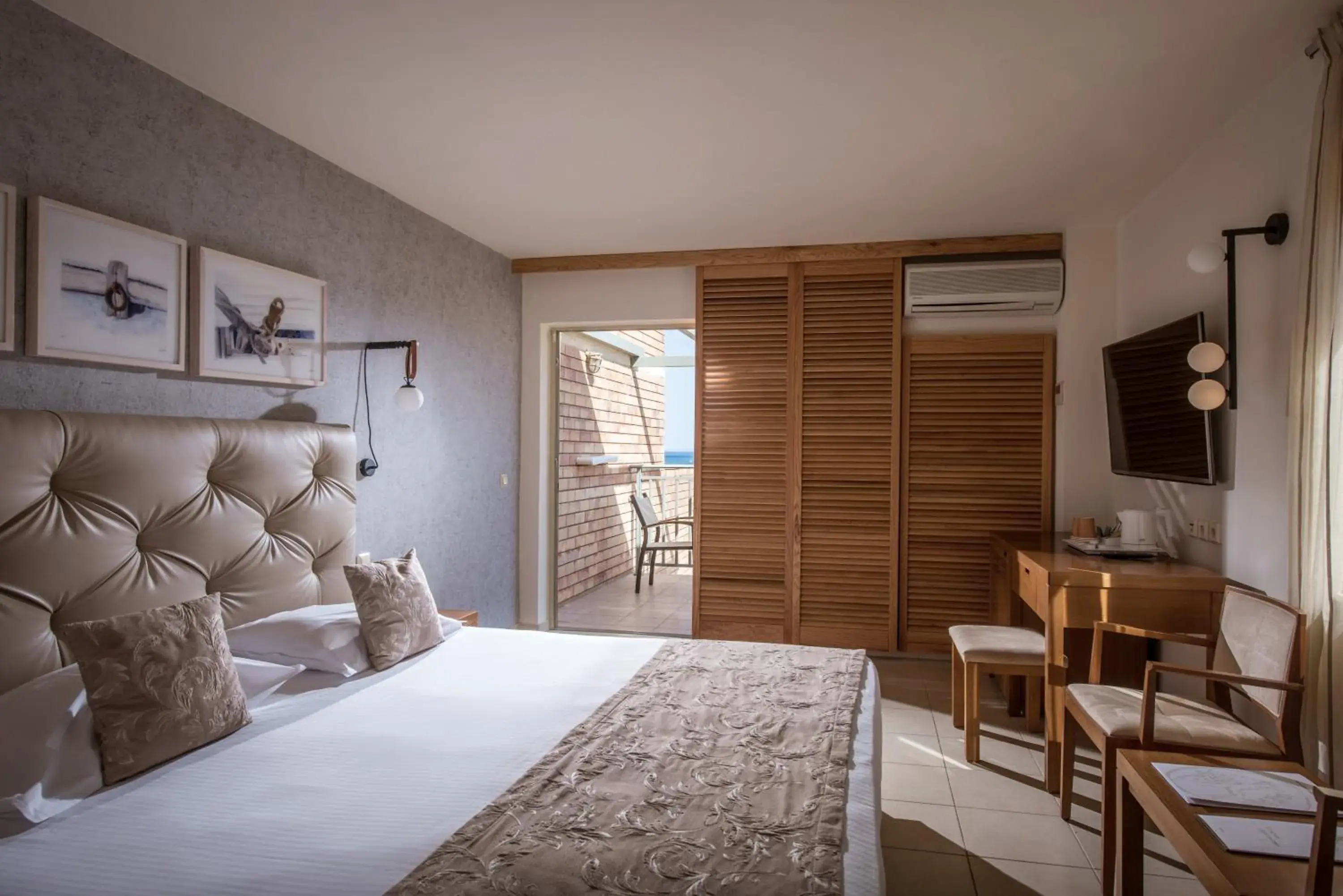 Double Room with Sea View in Bella Beach Hotel Double Room with Sea View in Bella Beach Hotel