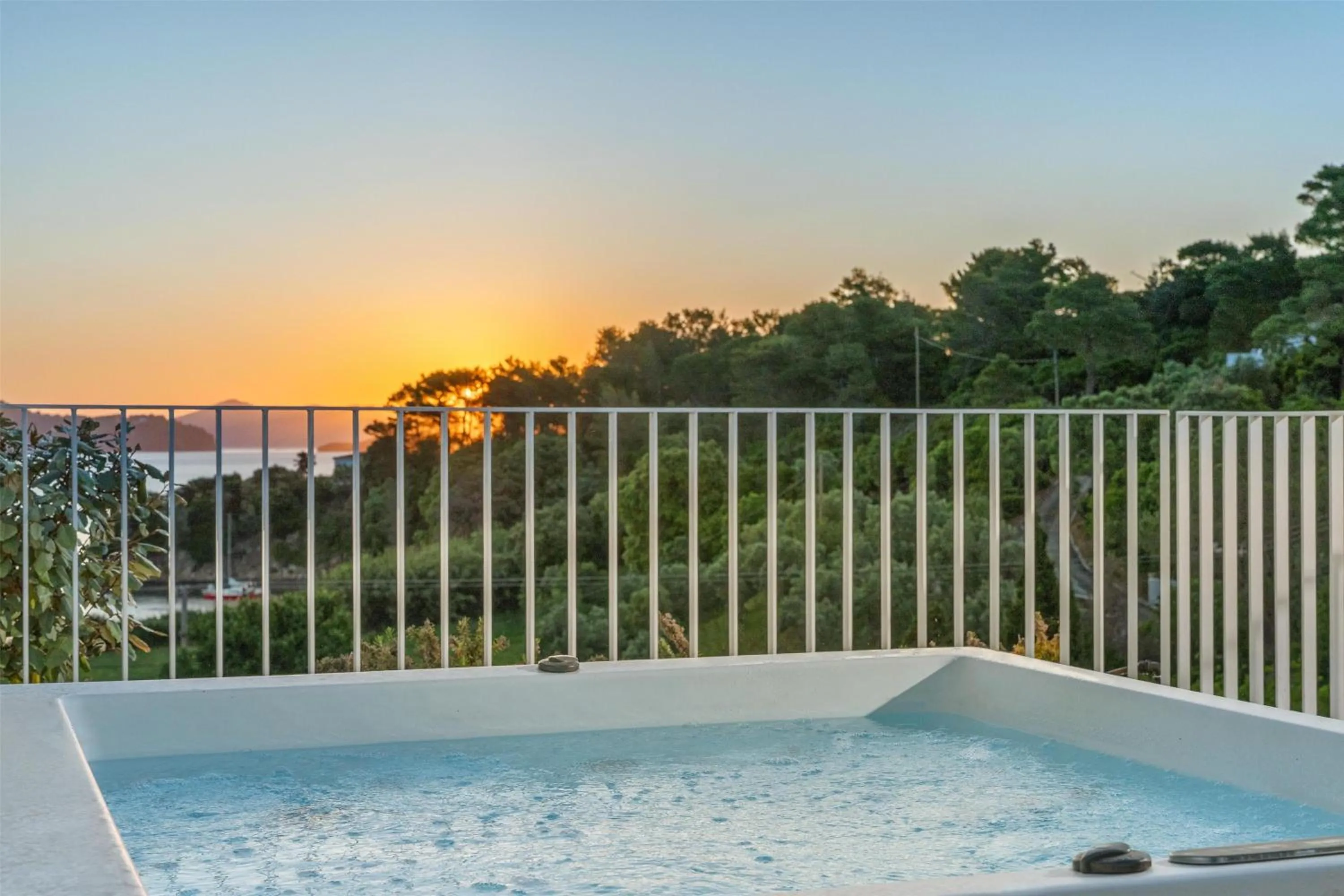 Photo of the whole room in Radisson Resort Plaza Skiathos