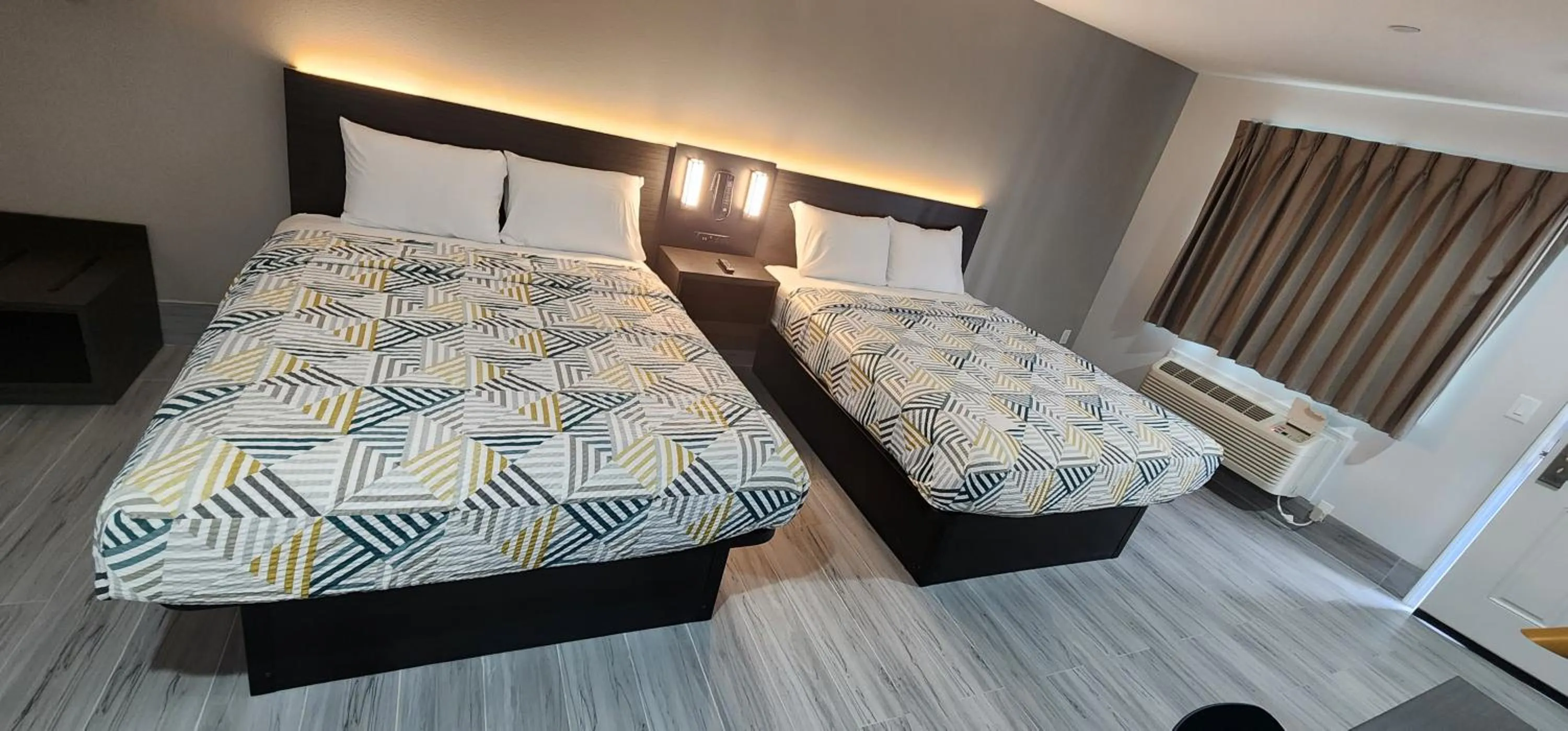 Bed in Motel 6 Aransas Pass TX