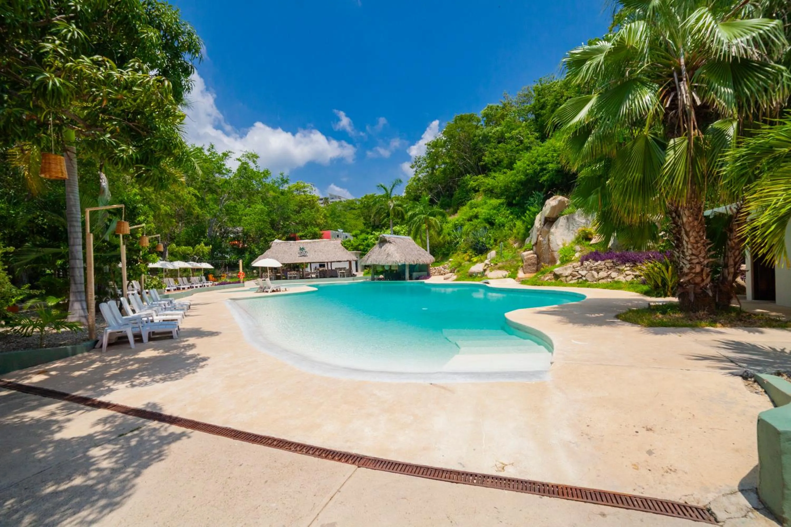 Pool view in HOTEL BIULÚ
