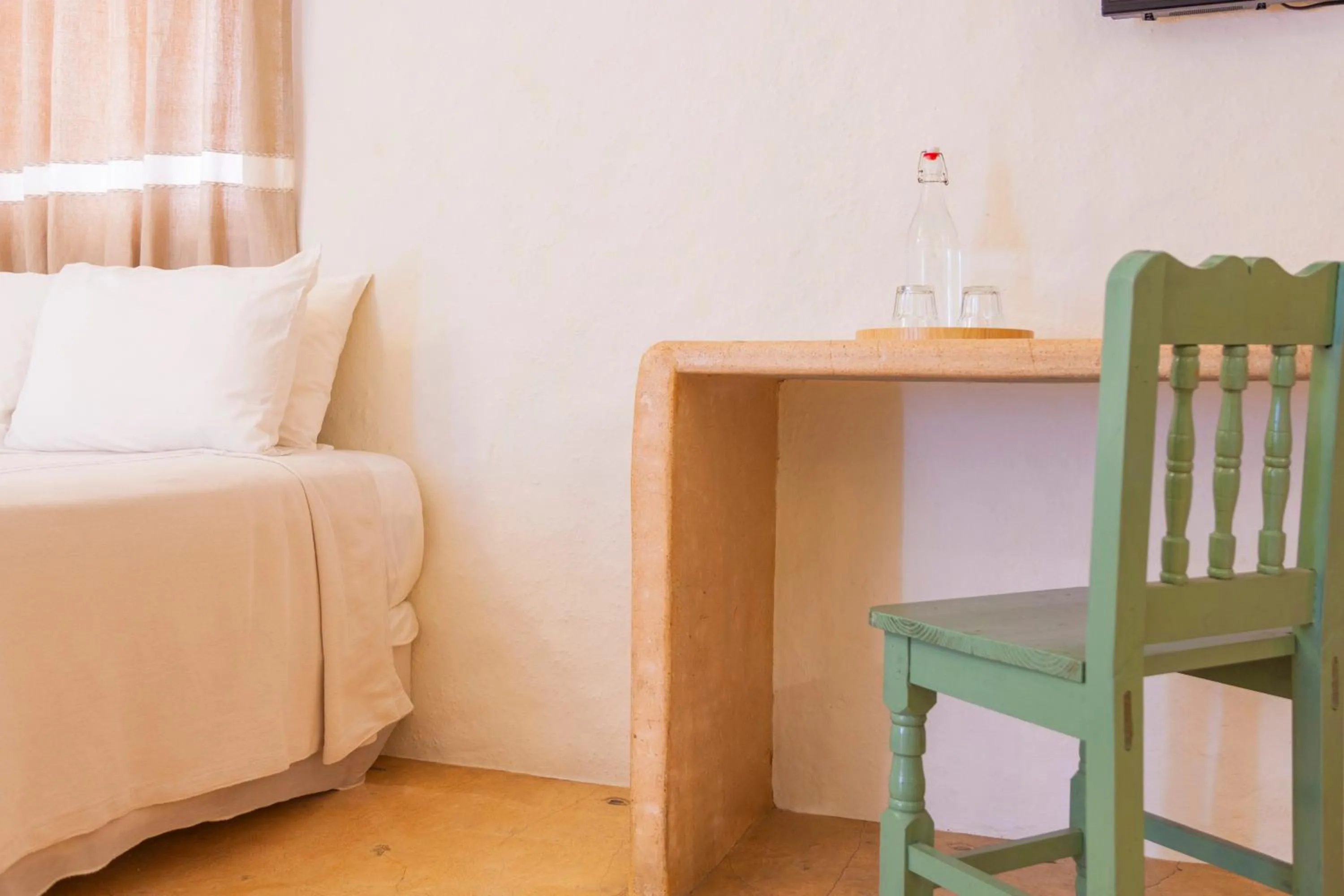 Bedroom, Bed in HOTEL BIULÚ