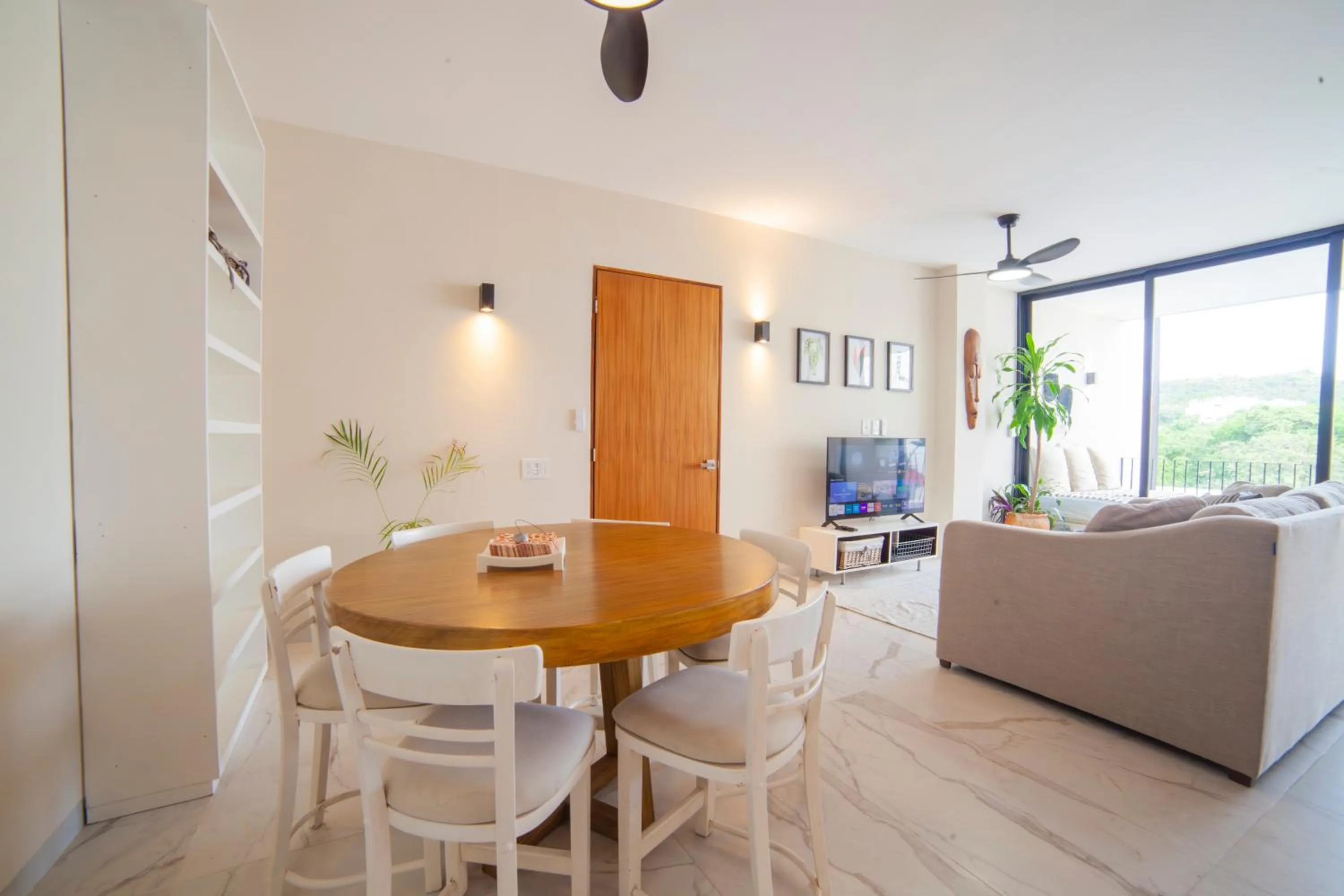 Living room in HOTEL BIULÚ