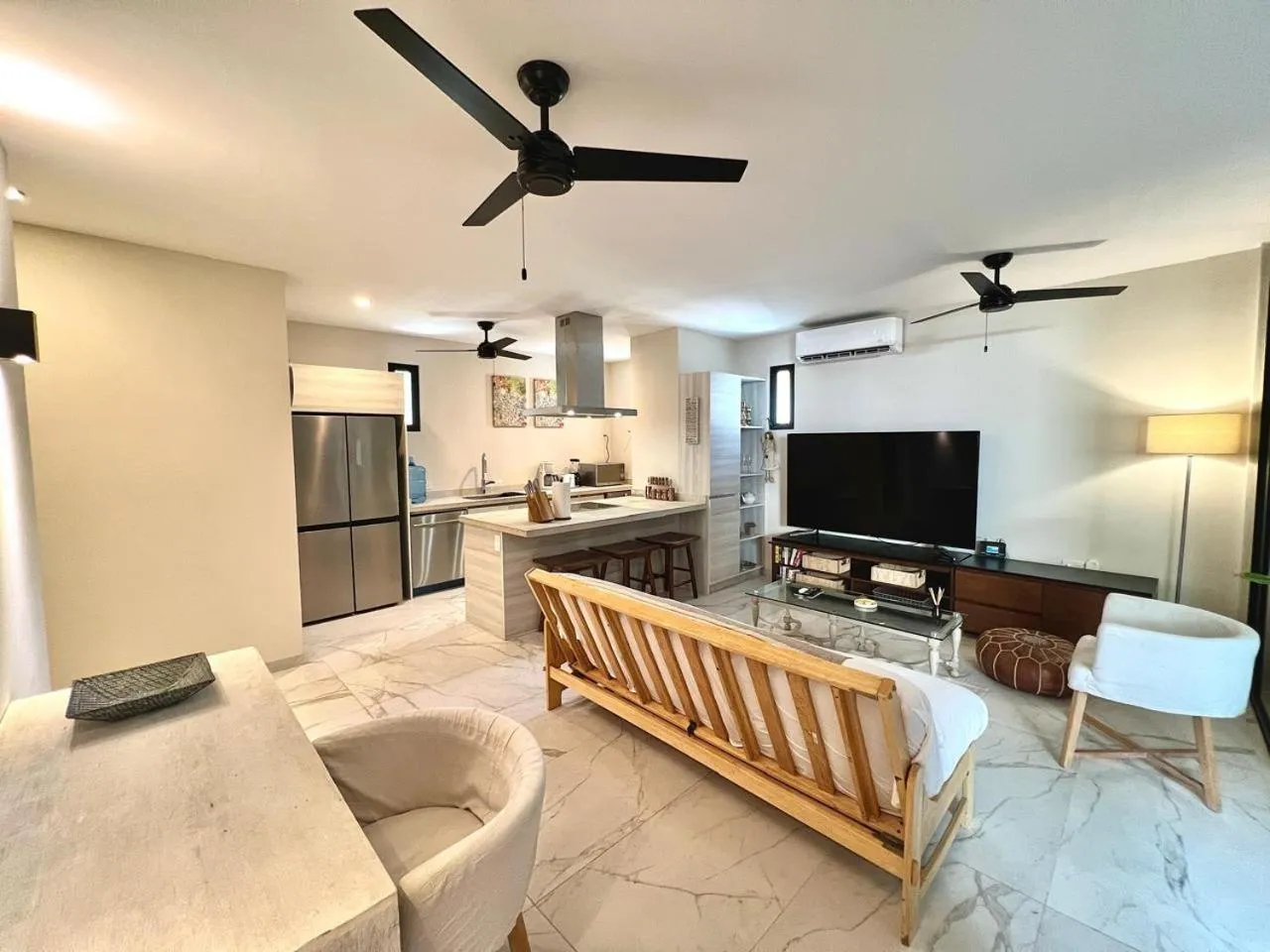 TV and multimedia in HOTEL BIULÚ