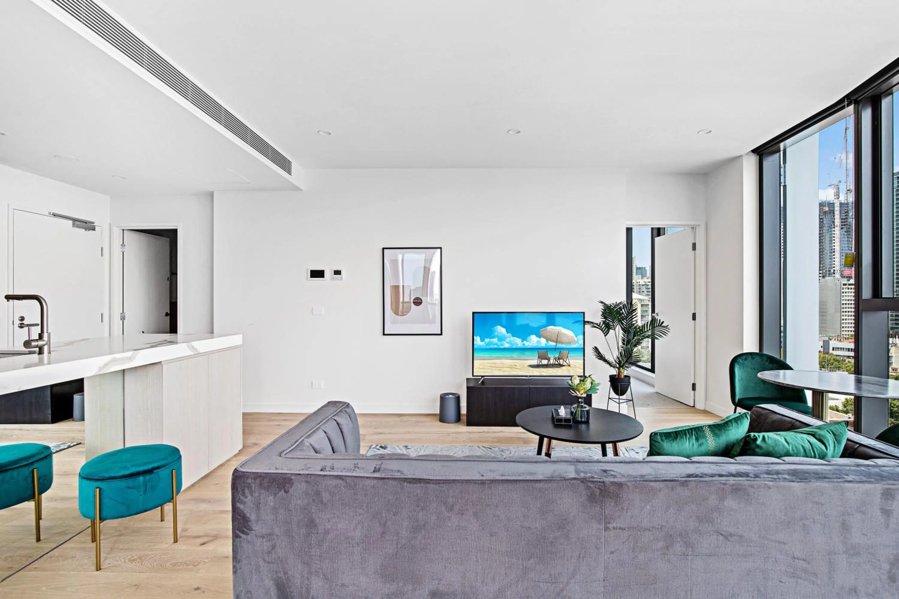 TV and multimedia in Lumina Suites