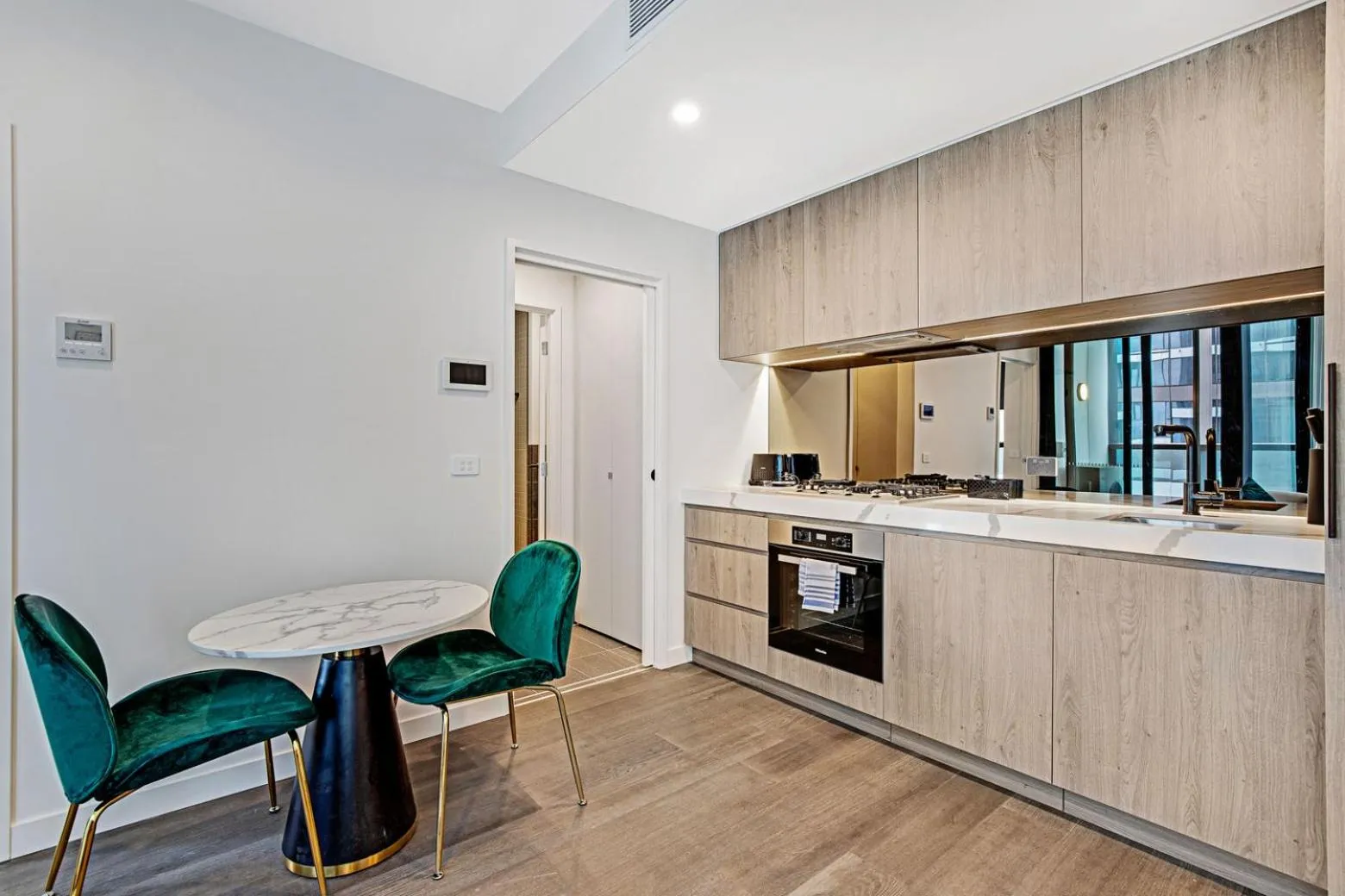 Kitchen or kitchenette in Lumina Suites