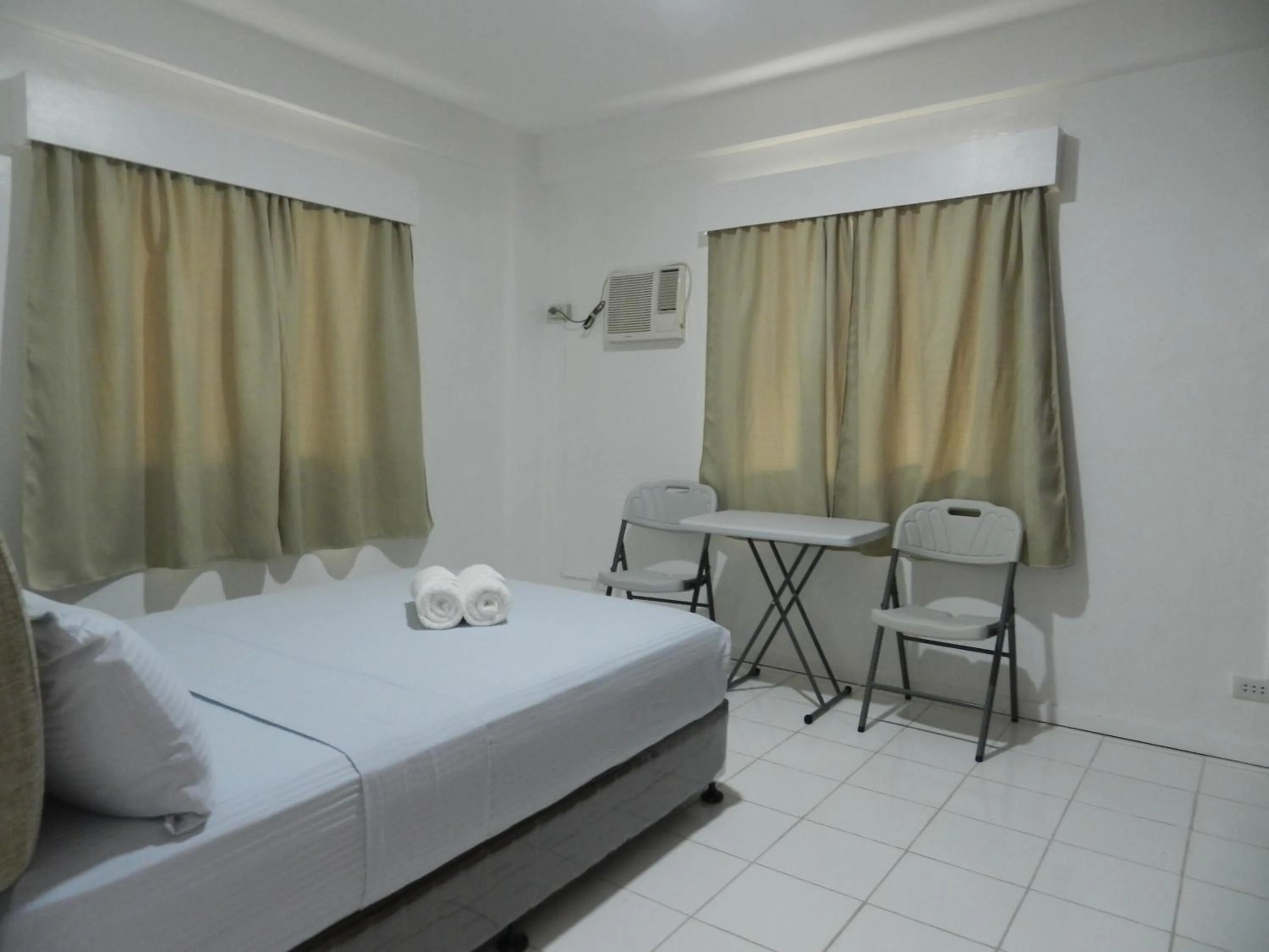 Bedroom, Bed in The Victorian by Stevrena Accommodations