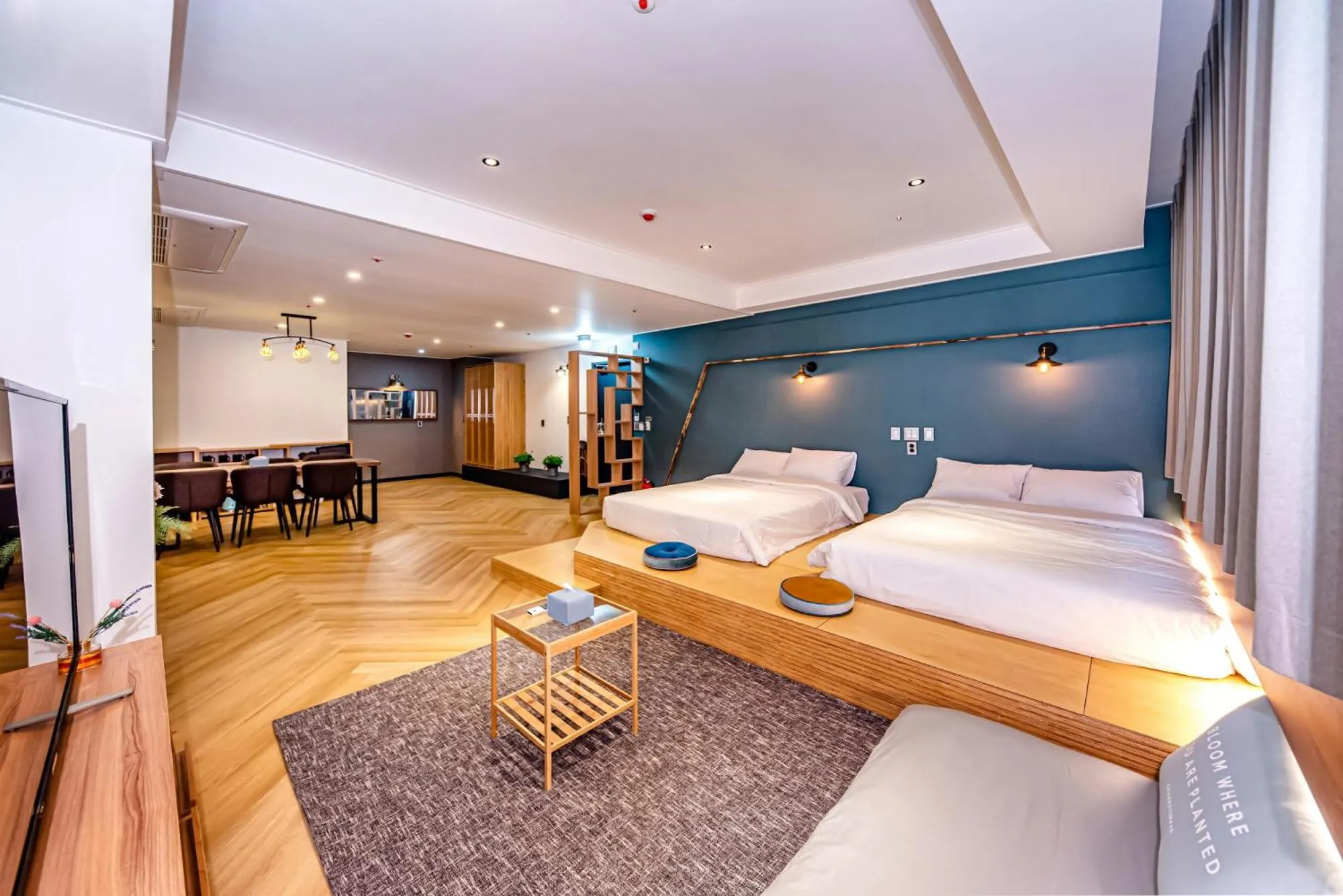 Bed in The Jade Hotel