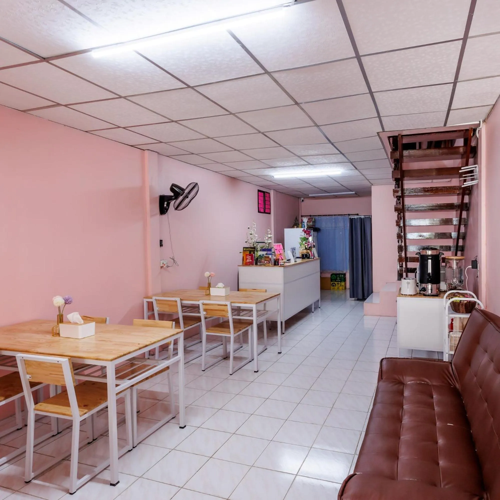 Seating area in Baan Mee Suk Ayutthaya