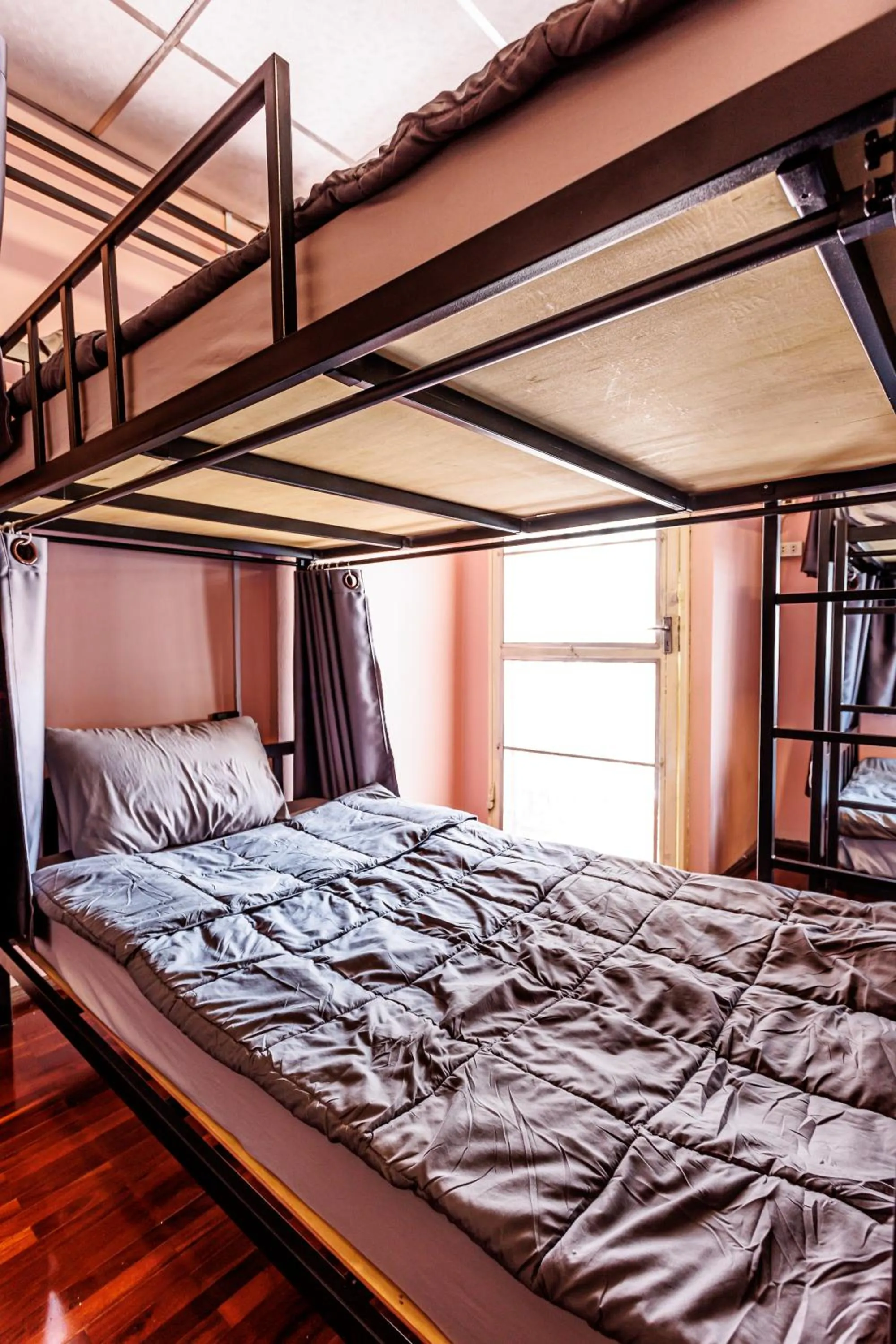 bunk bed, Bed in Baan Mee Suk Ayutthaya