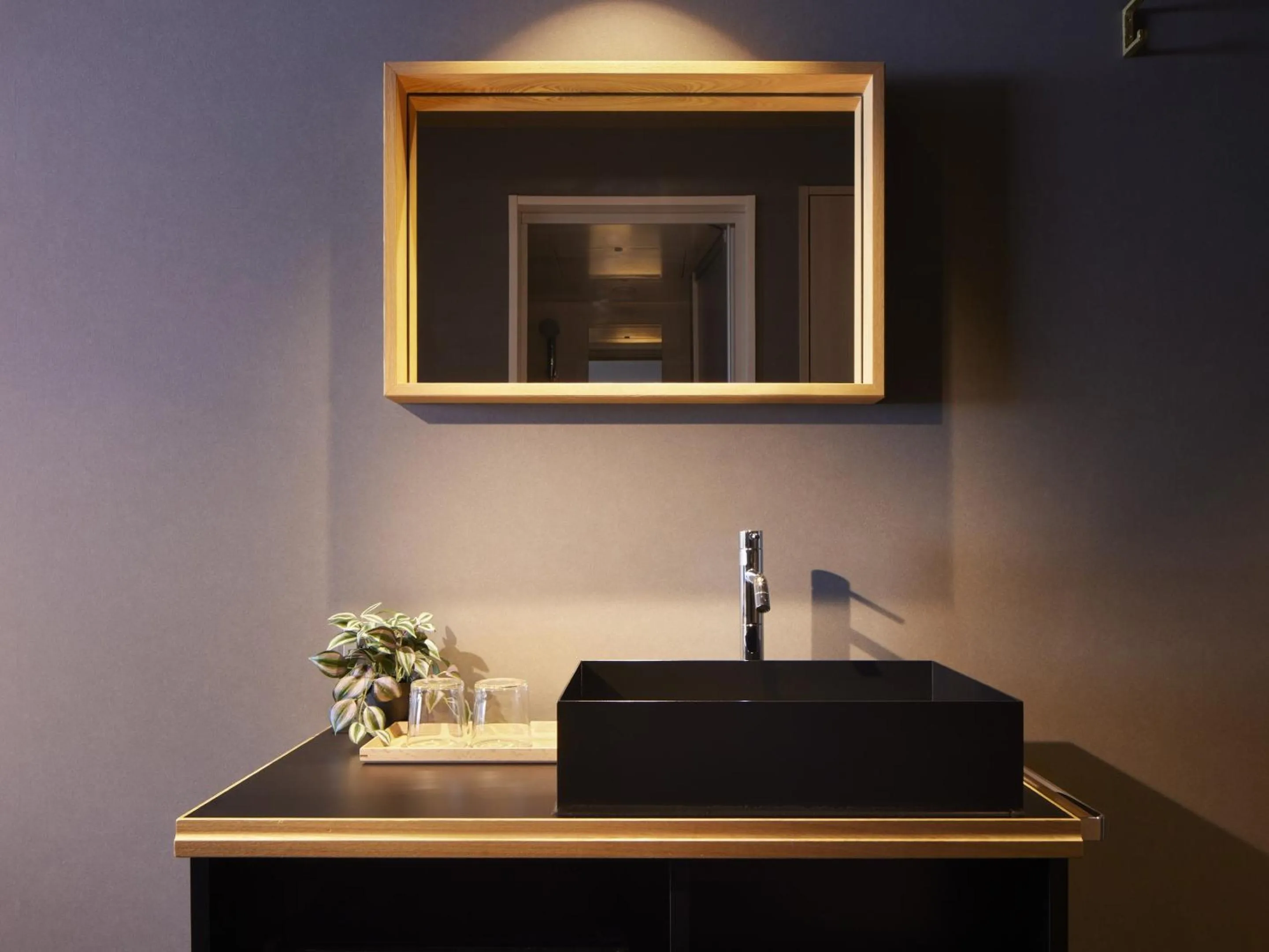 Other in Minn Nijo-jo