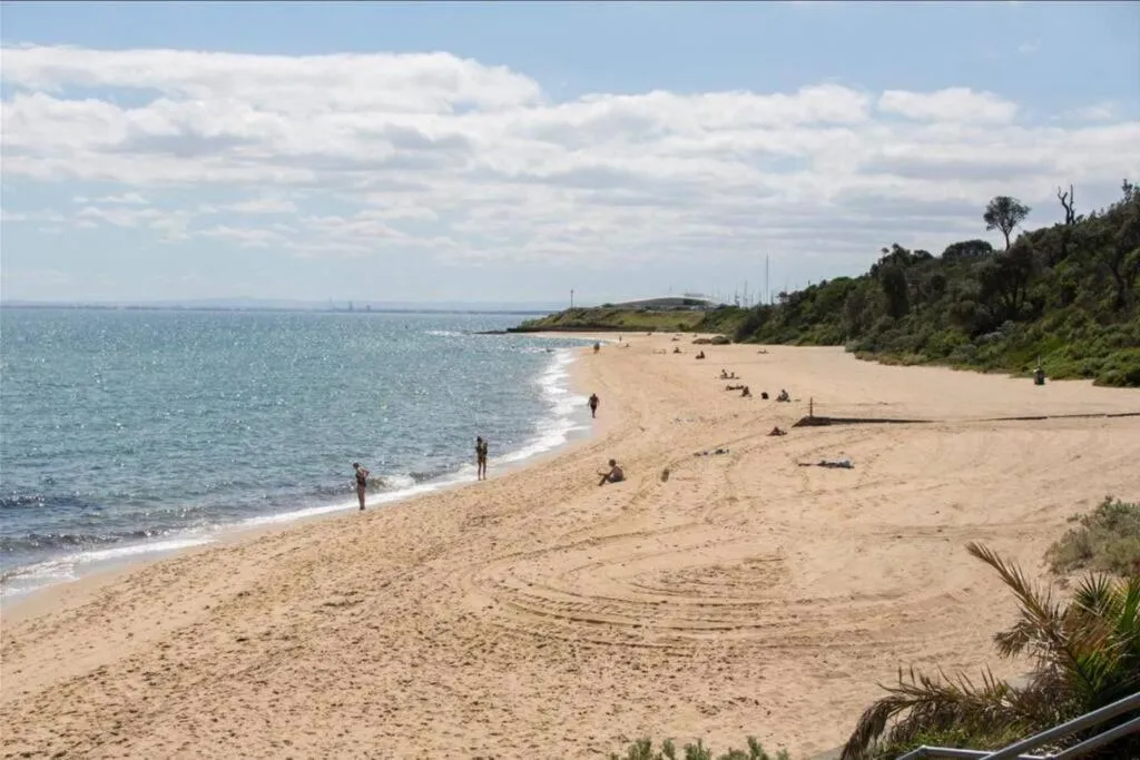 Sandy Hill apartment, Sandringham