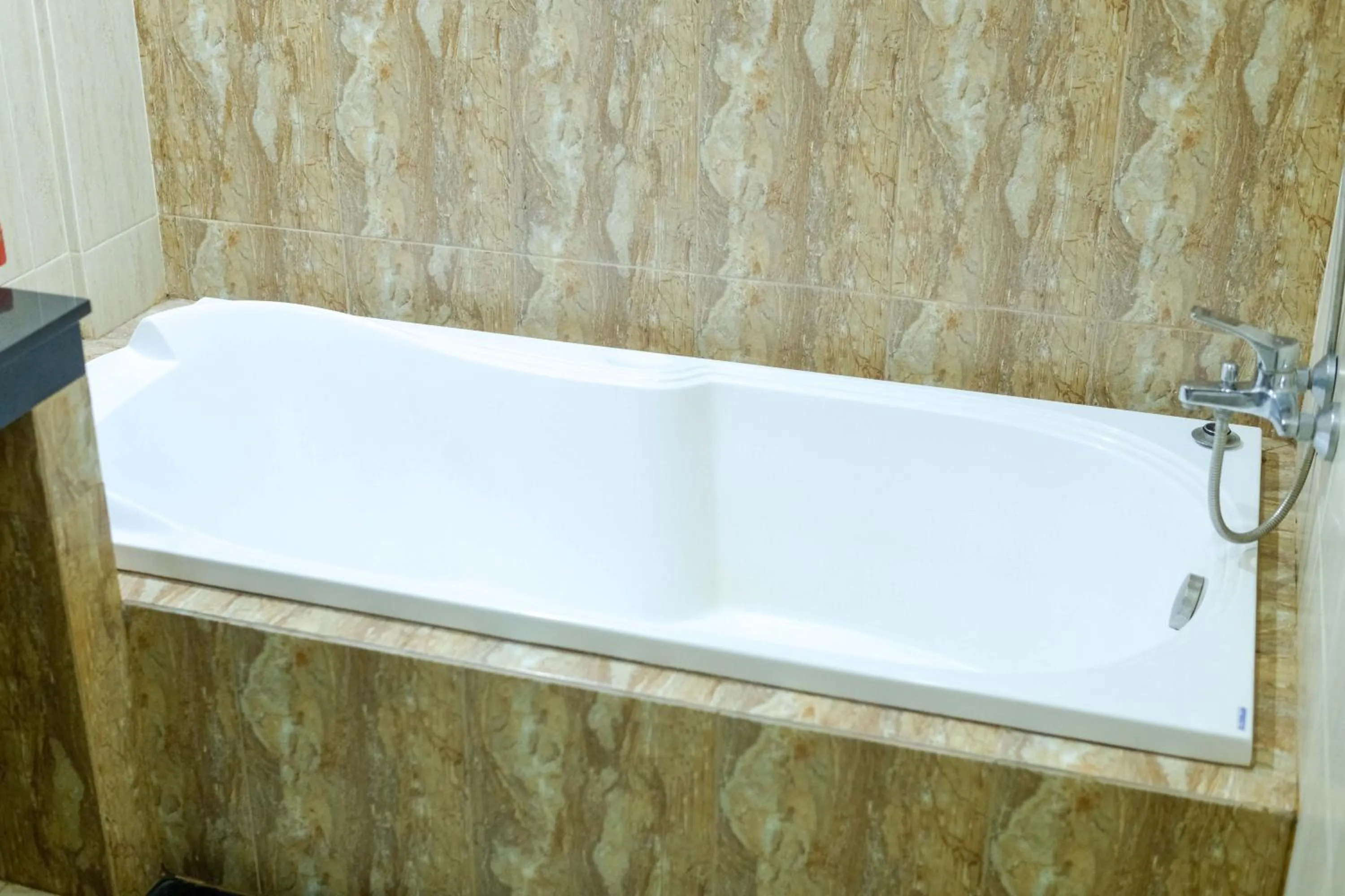 Grand Buana Lestari Hotel