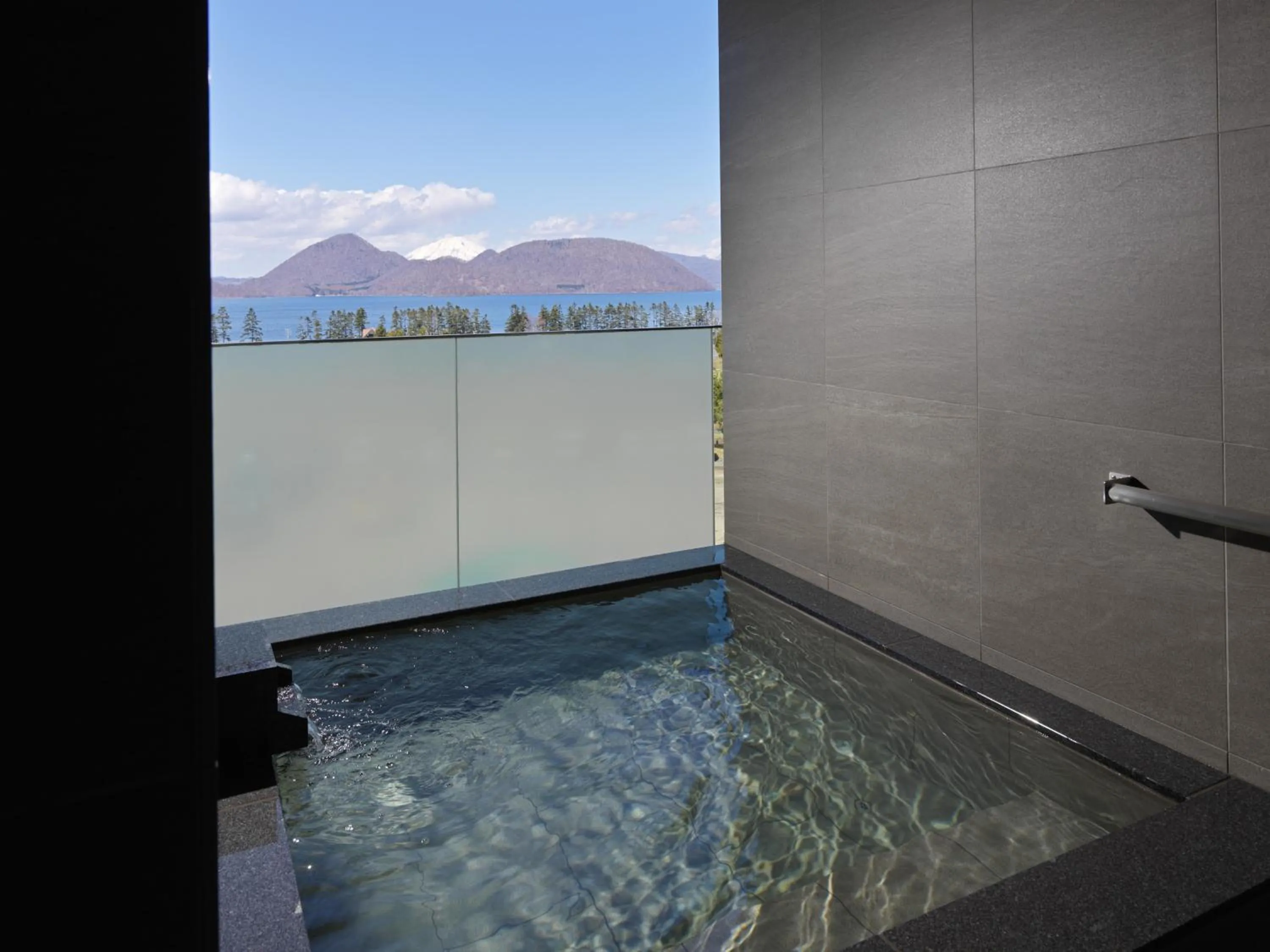 Bathroom in Lake Toya Tsuruga Resort HIKARINOUTA