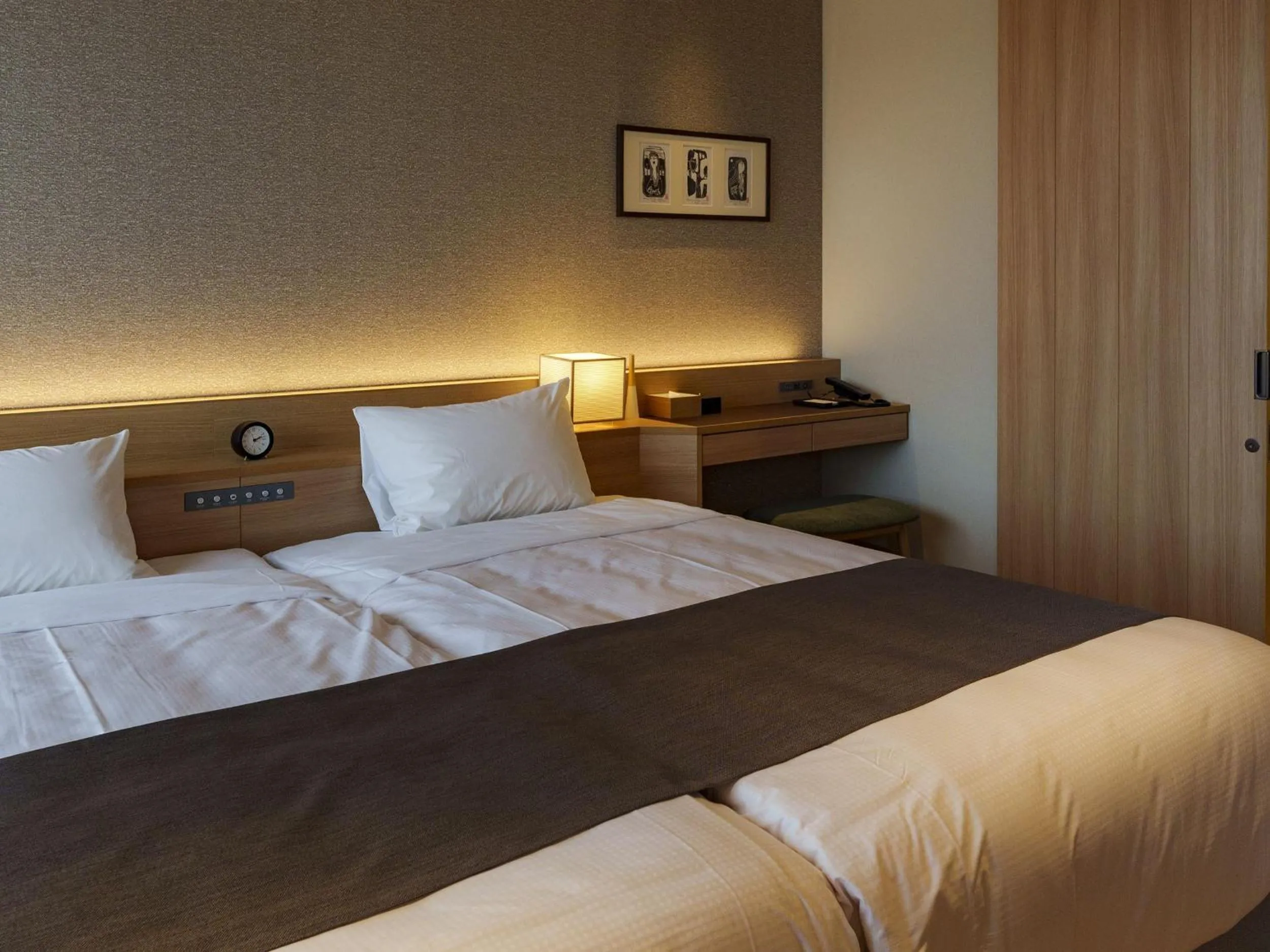 Bed in Lake Toya Tsuruga Resort HIKARINOUTA