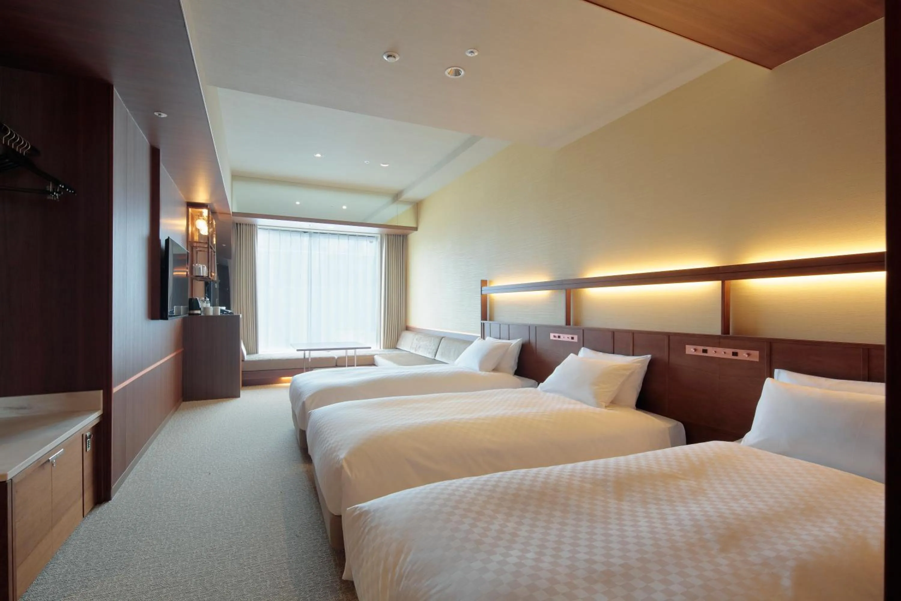 Photo of the whole room, Bed in Candeo Hotels Osaka Shinsaibashi
