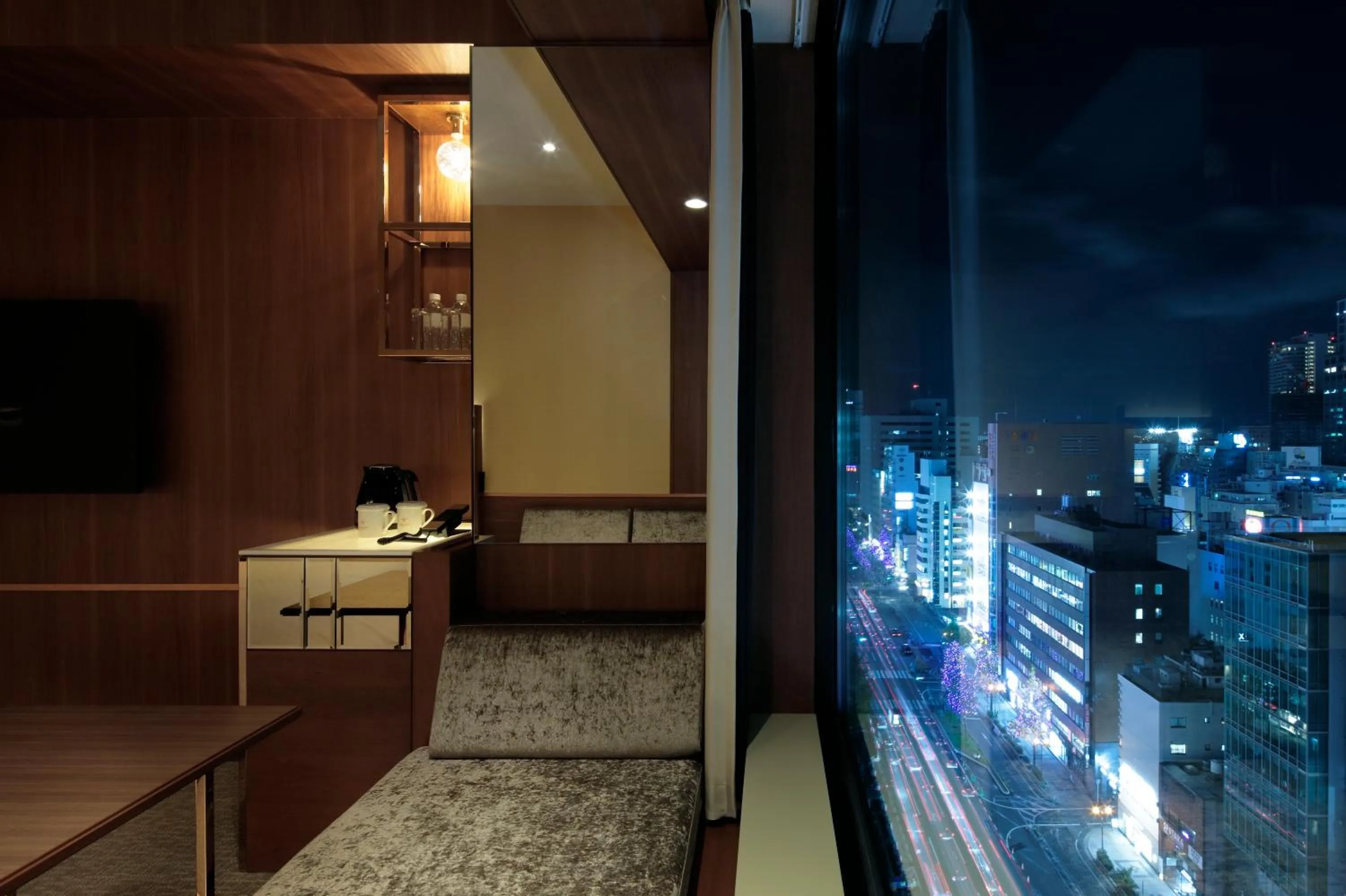 Night in Candeo Hotels Osaka Shinsaibashi