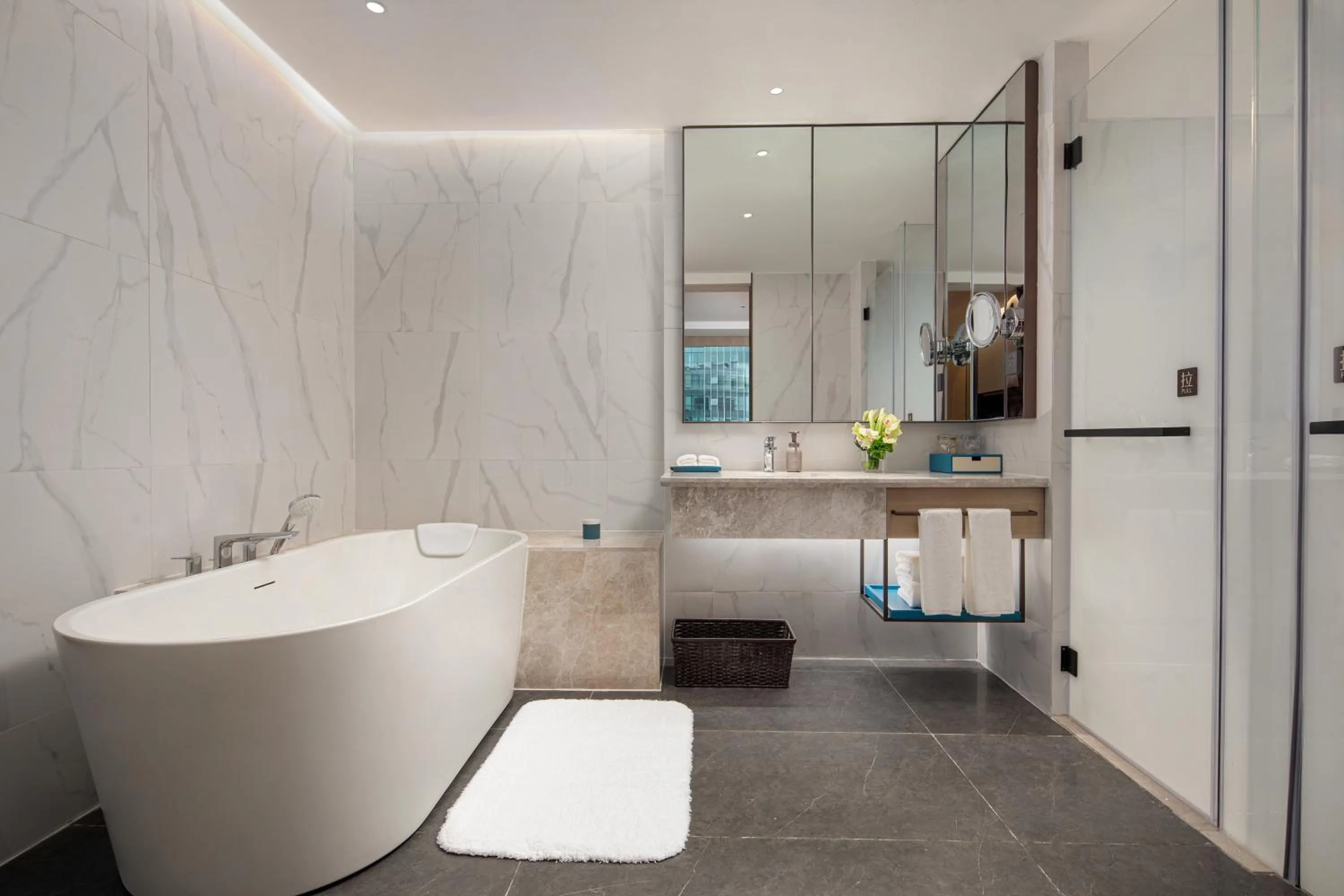 Shower in Wyndham Guangzhou Baiyun Mountain