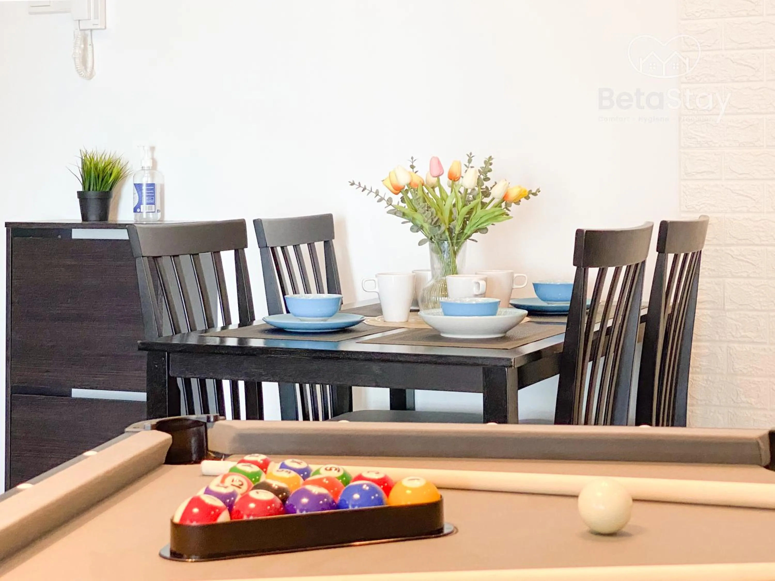 Living room in Atlantis Residences Melaka by BetaStay