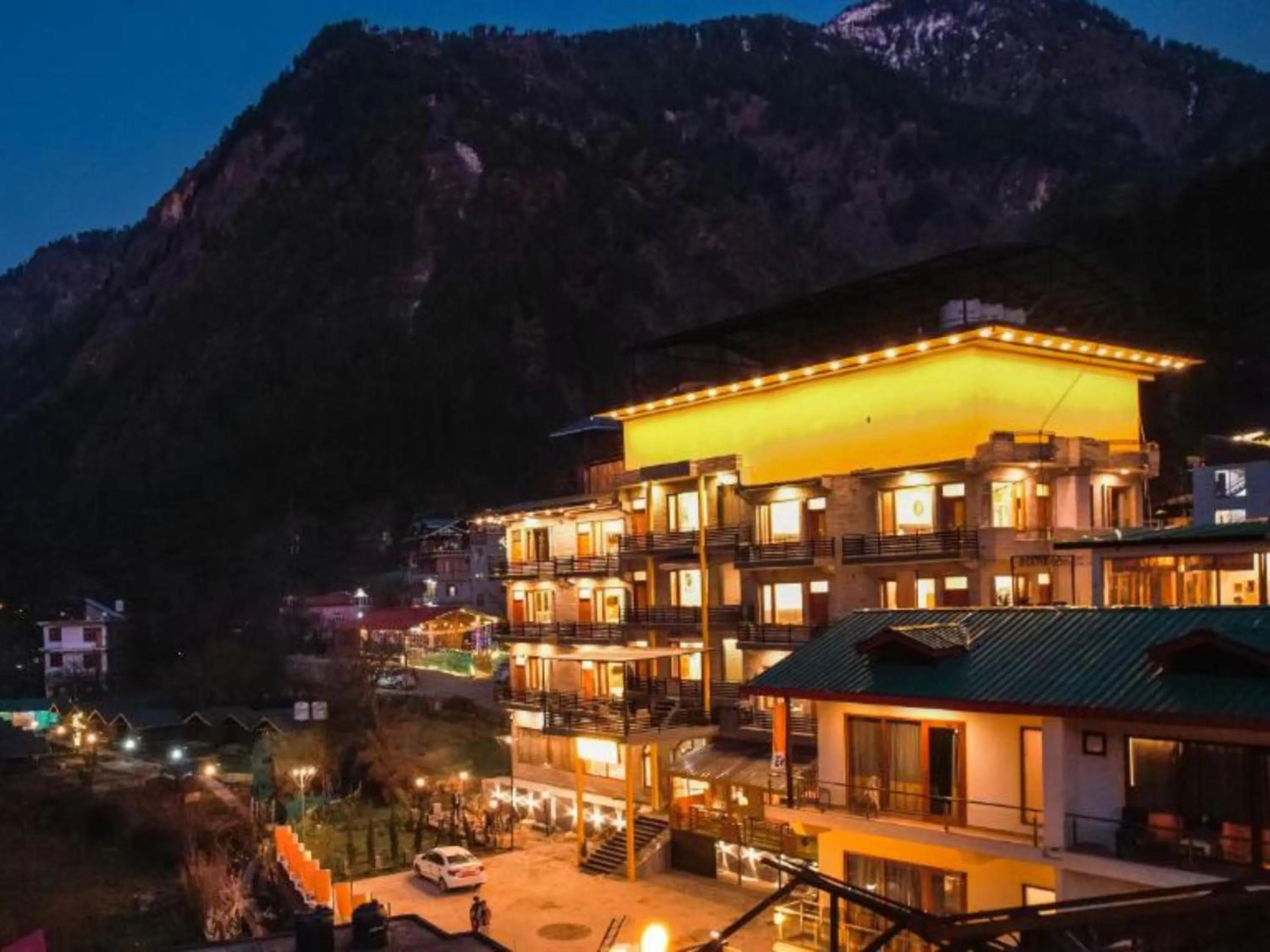 Property building in The Hosteller Kasol, Parvati Valley