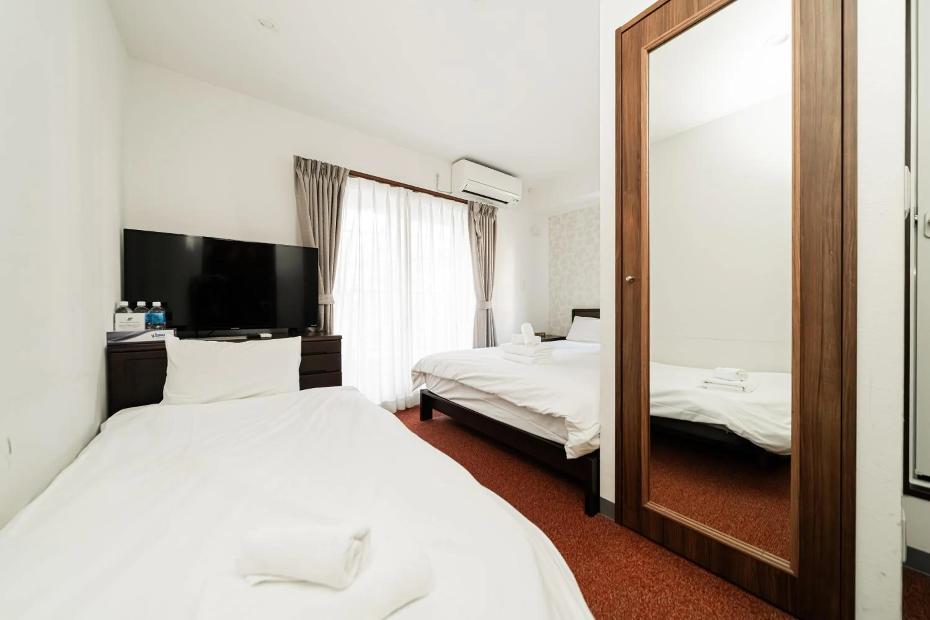 Bed in Serorin Light Hotel Tokyo