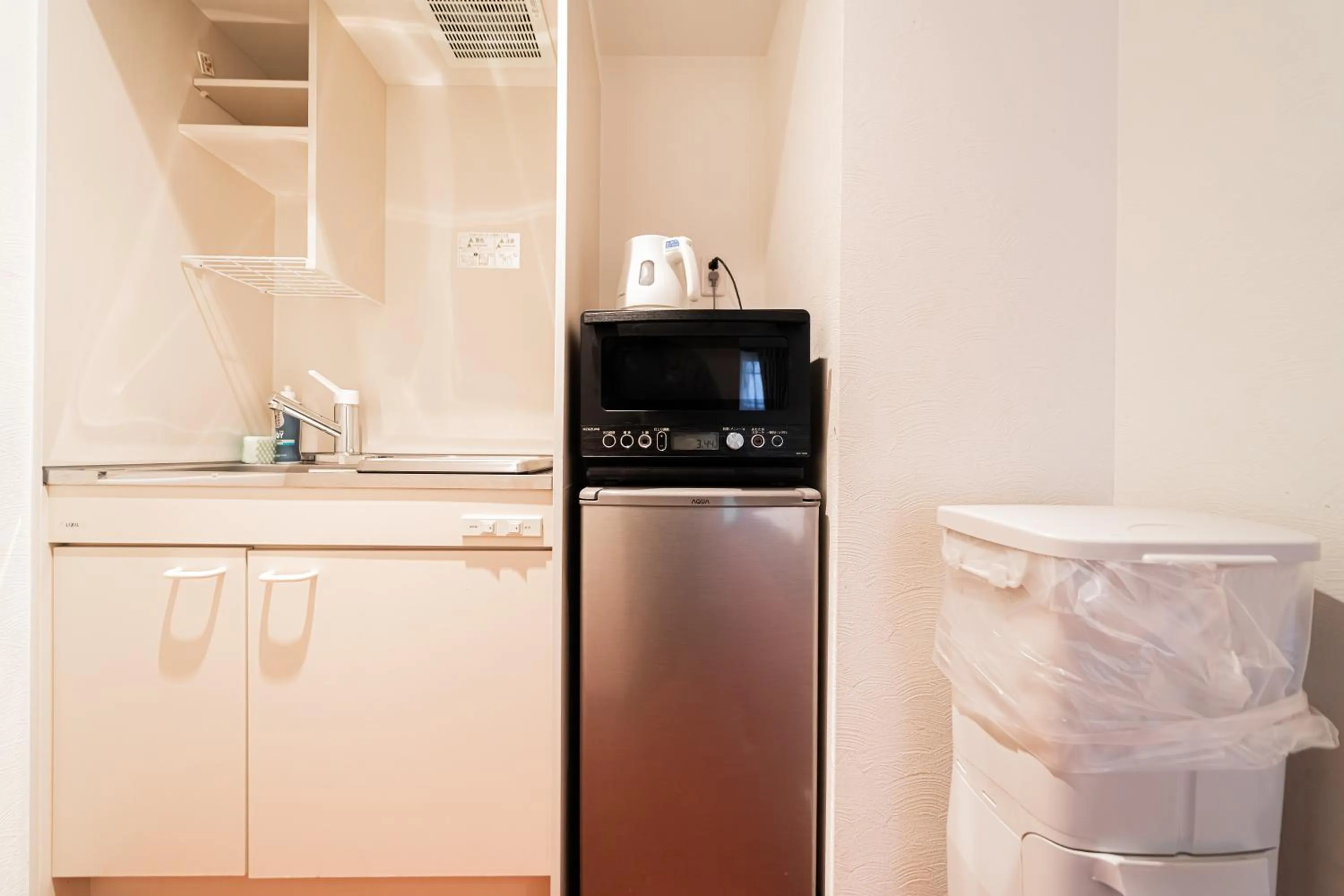 Kitchen or kitchenette in Serorin Light Hotel Tokyo