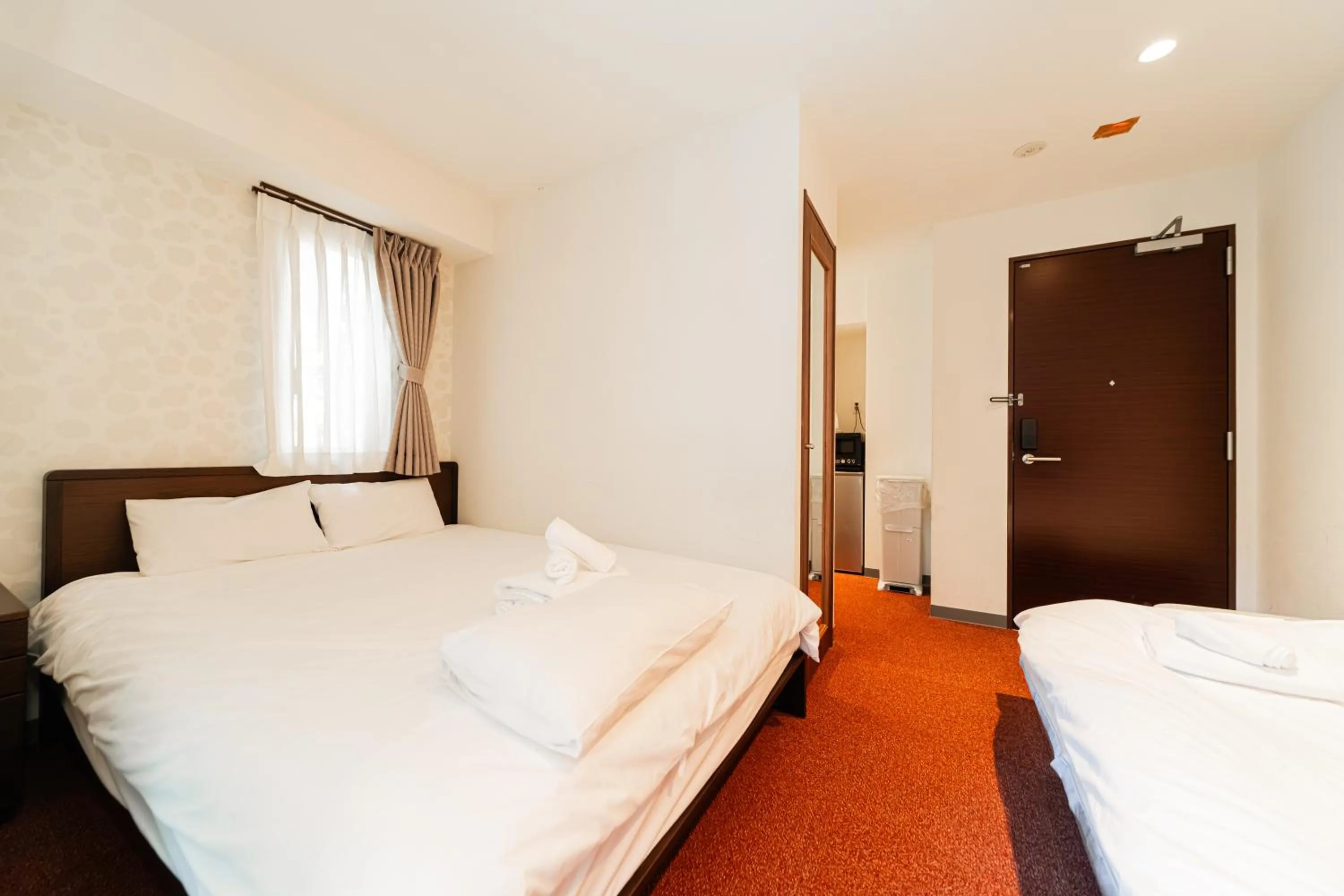 Photo of the whole room, Bed in Serorin Light Hotel Tokyo