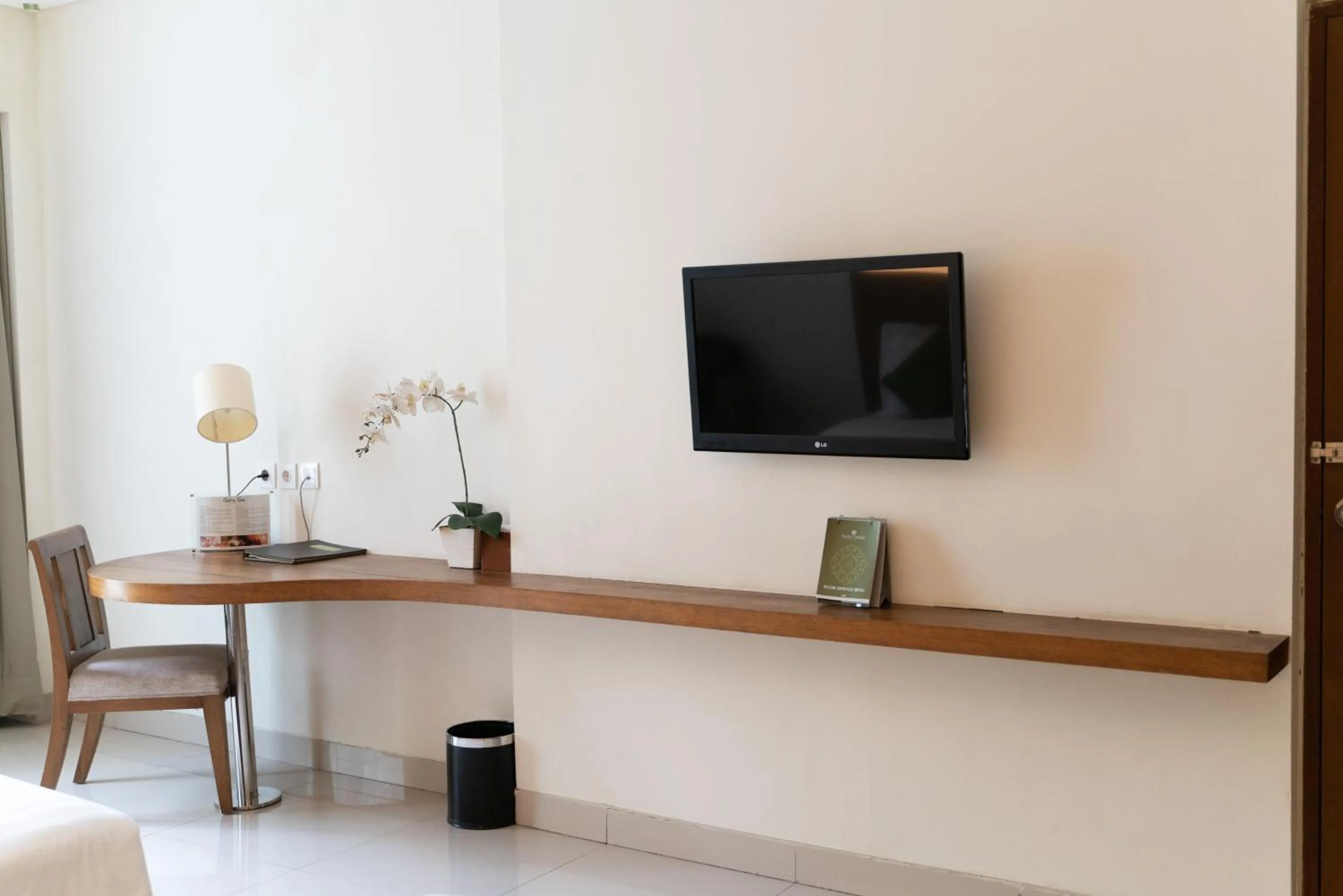 Bed in Duaraloka Sanur