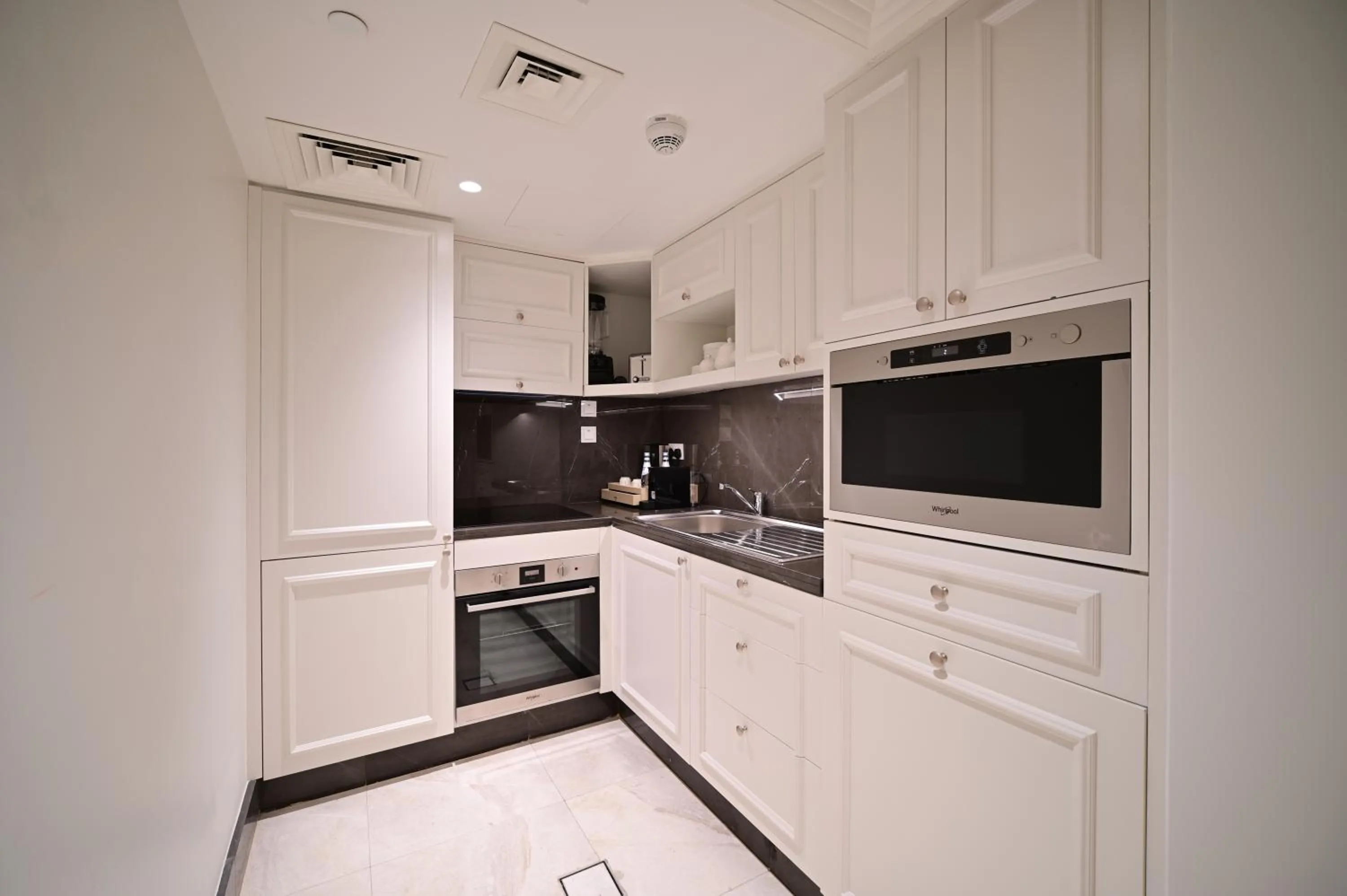 Kitchen or kitchenette in 21 High Street Residence By The Torch
