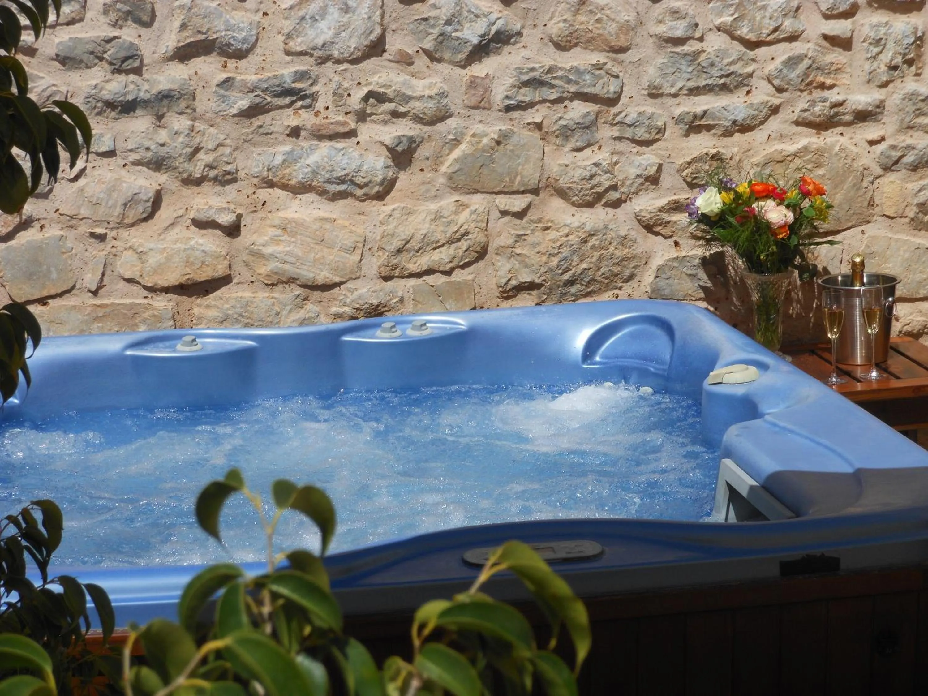 Hot Tub in Angelica Traditional Boutique Hotel
