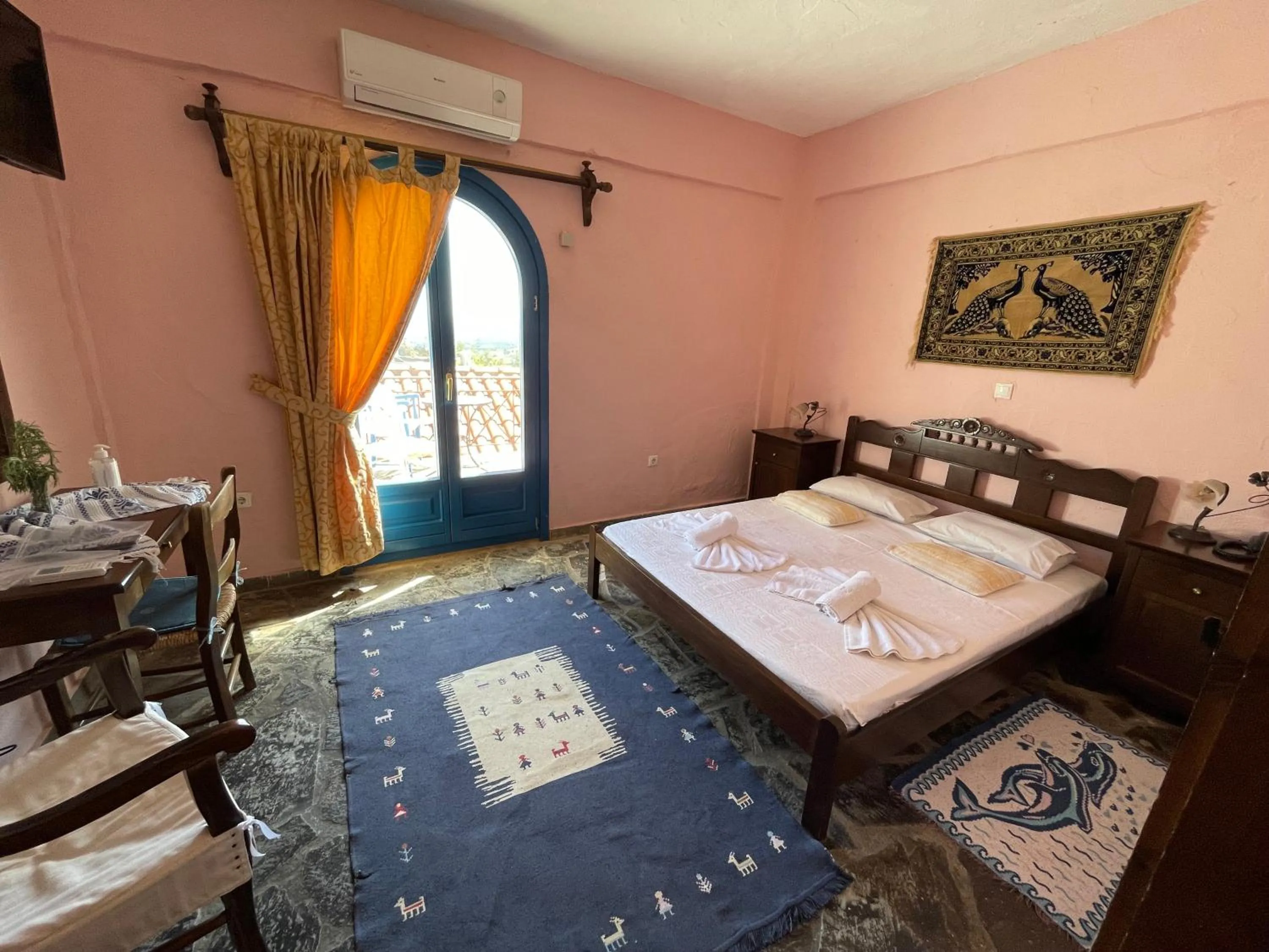 Photo of the whole room, Bed in Arolithos Traditional Village Hotel