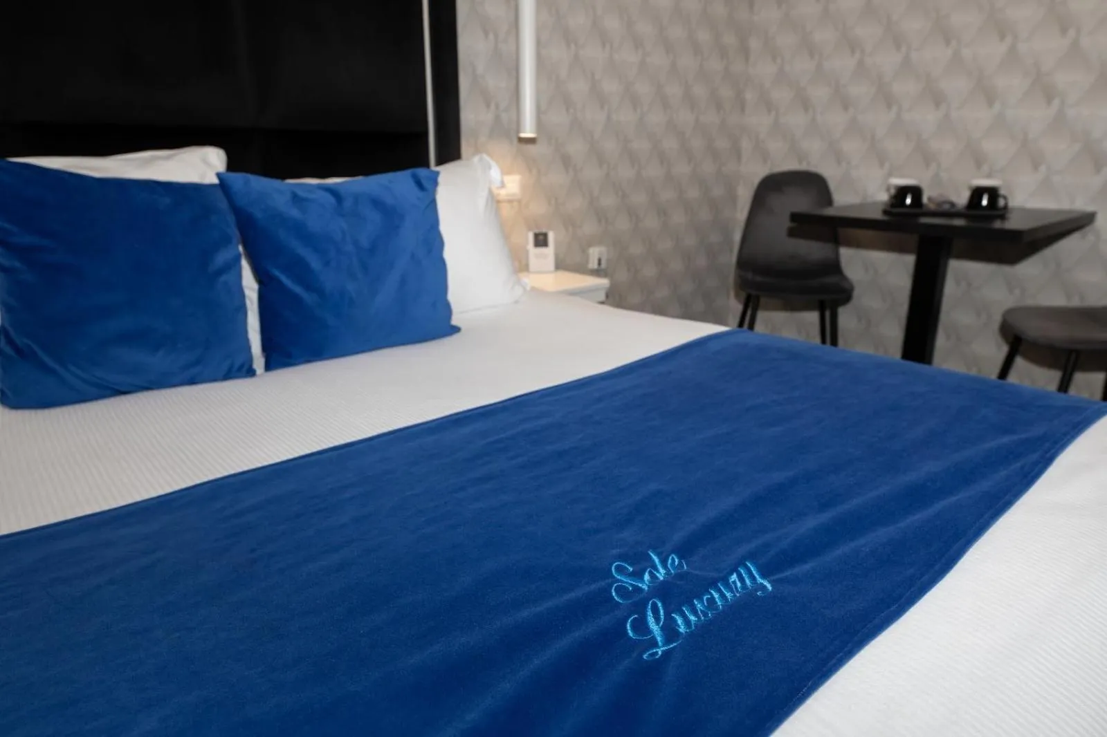 Bed in Sole Luxury Bed and Breakfast