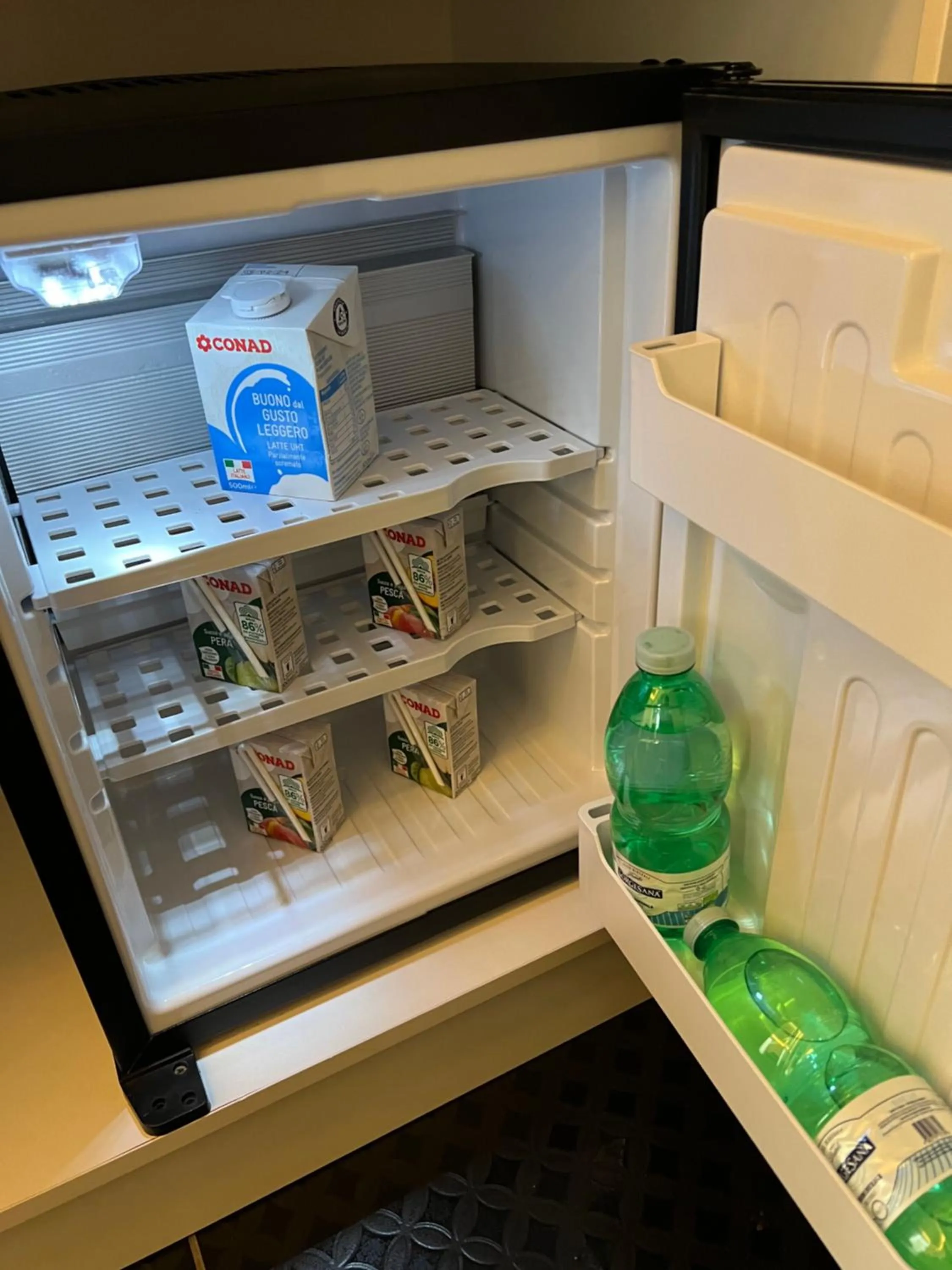 oven in Sole Luxury Bed and Breakfast